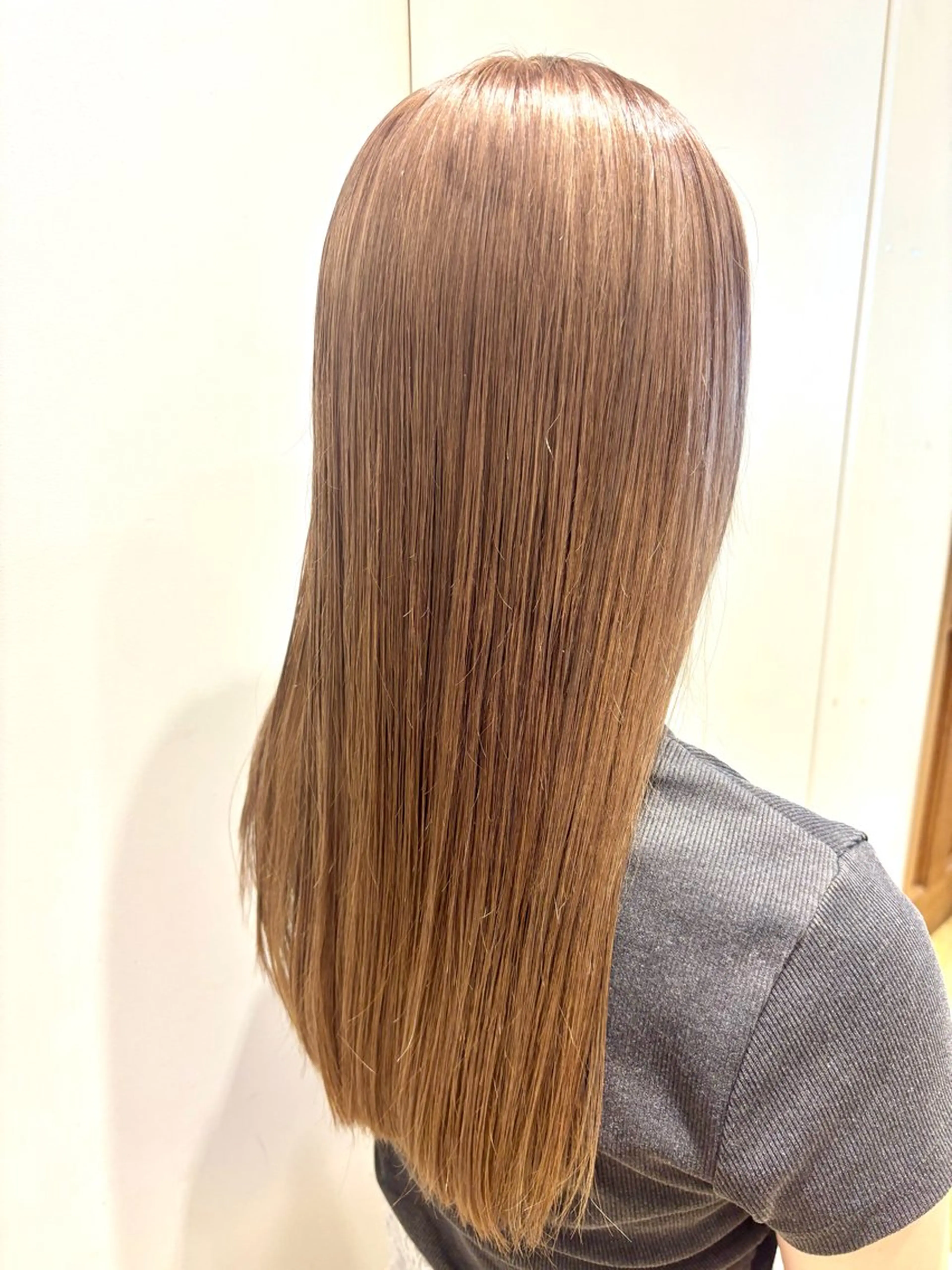 ロング カラー ヘアアレンジ カット ヘアカラー トリートメント 新宿　副店長 新井彩斗のヘアスタイル