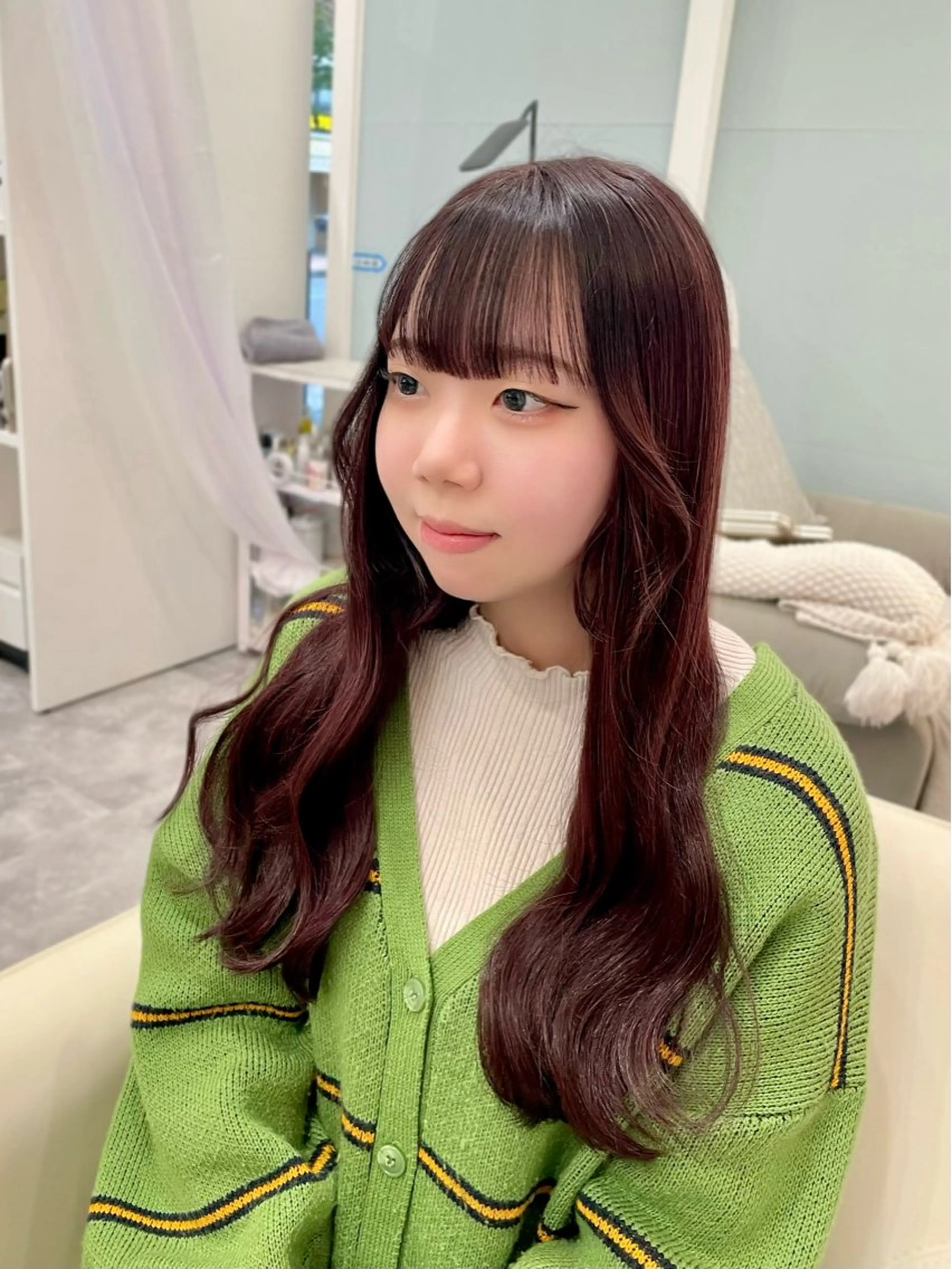 ロング カラー ヘアアレンジ ヘアカラー エクステ シールエクステ/束感 マツエク/マツパのヘアスタイル