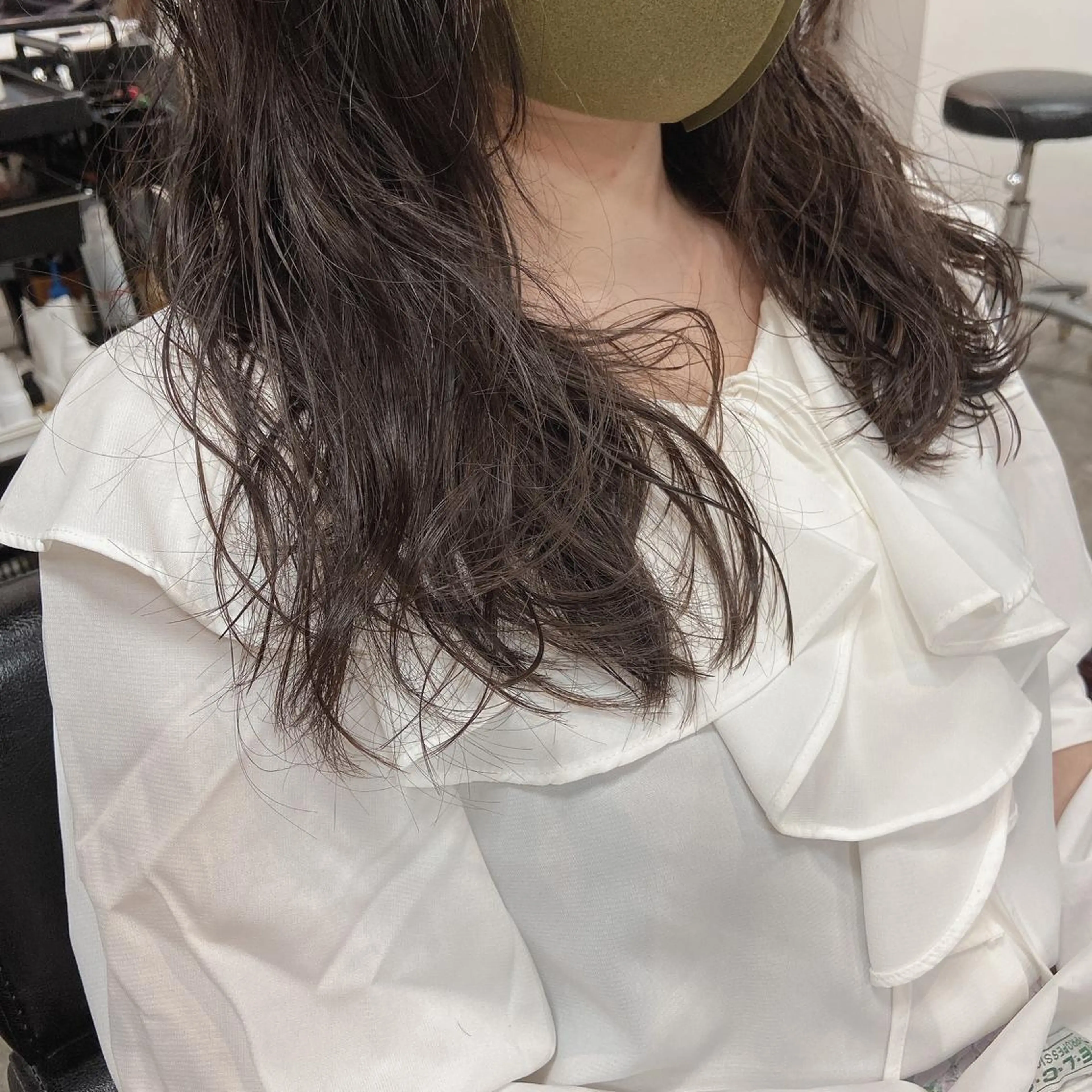 セミロング セミロングパーマ KAEDE【似合わせ 垢抜けヘア】のヘアスタイル