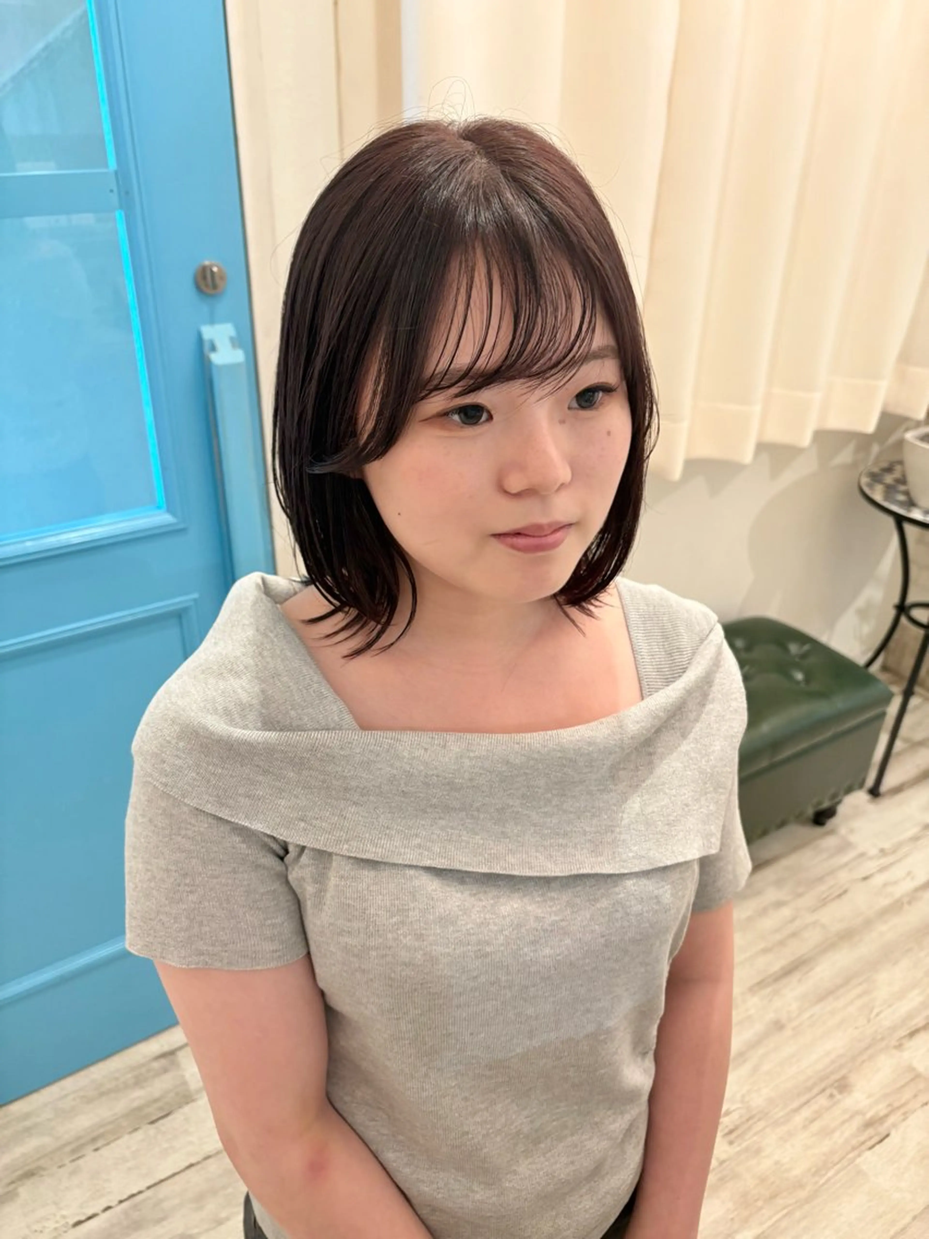 ミディアム カラー ラベンダーカラー ピンクカラー ピンクラベンダー レイヤーカット カット ヘアカラー abilita HIRARIのヘアスタイル