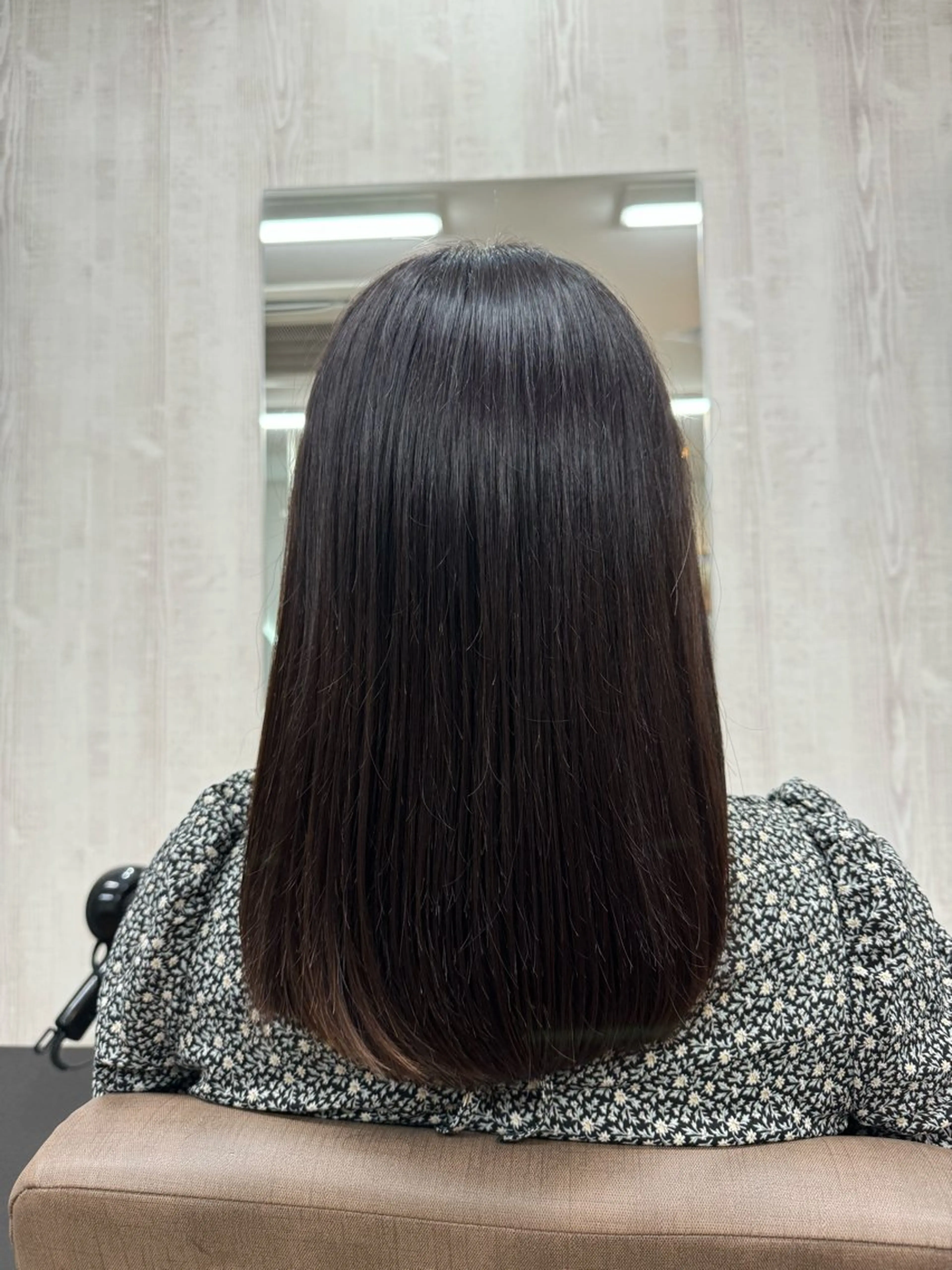 セミロング 縮毛矯正 TELA HAIR 稲毛店　千尋のヘアスタイル