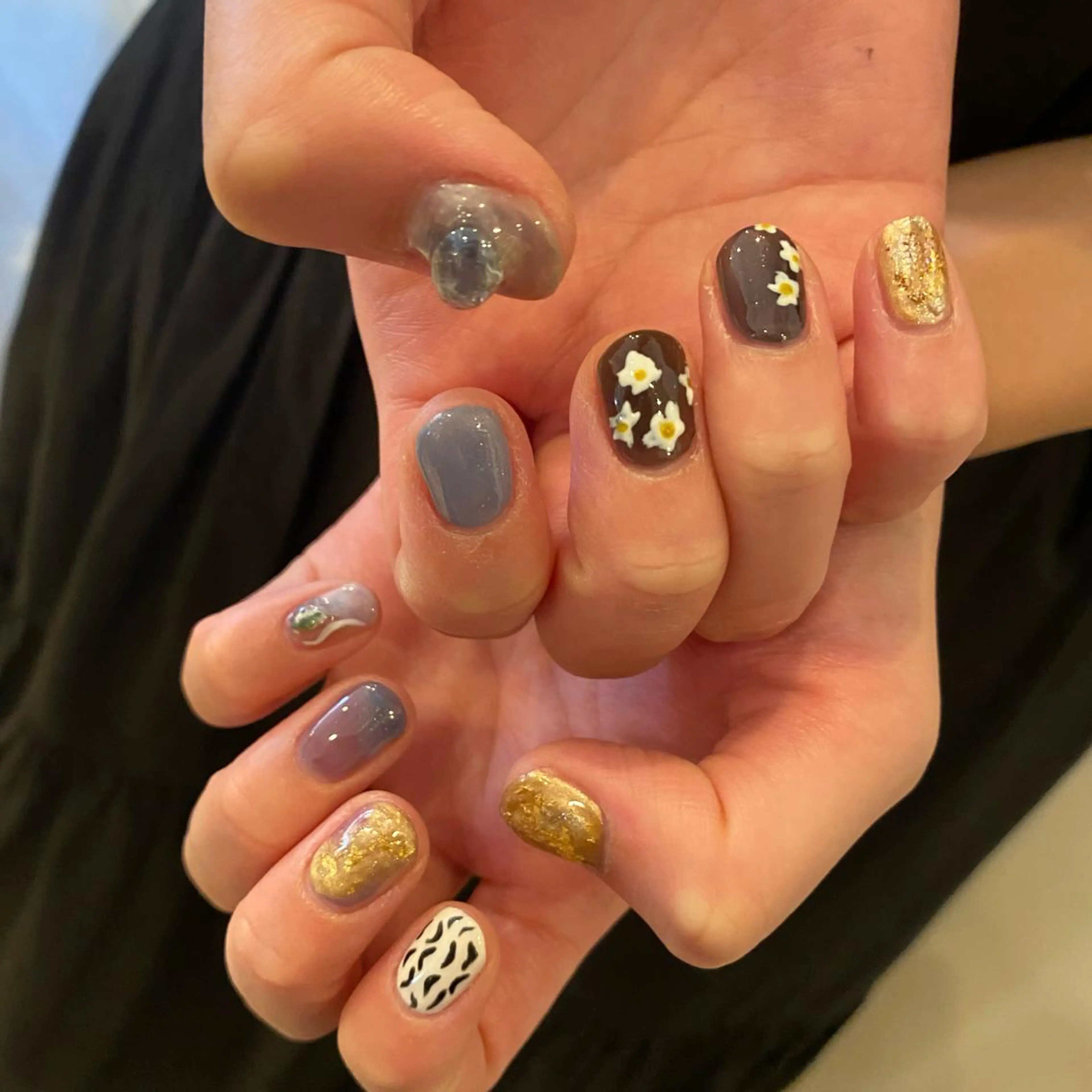 ネイル niconail 千歳烏山店所属・niconail 🧣ayu 📍烏山のネイルデザイン