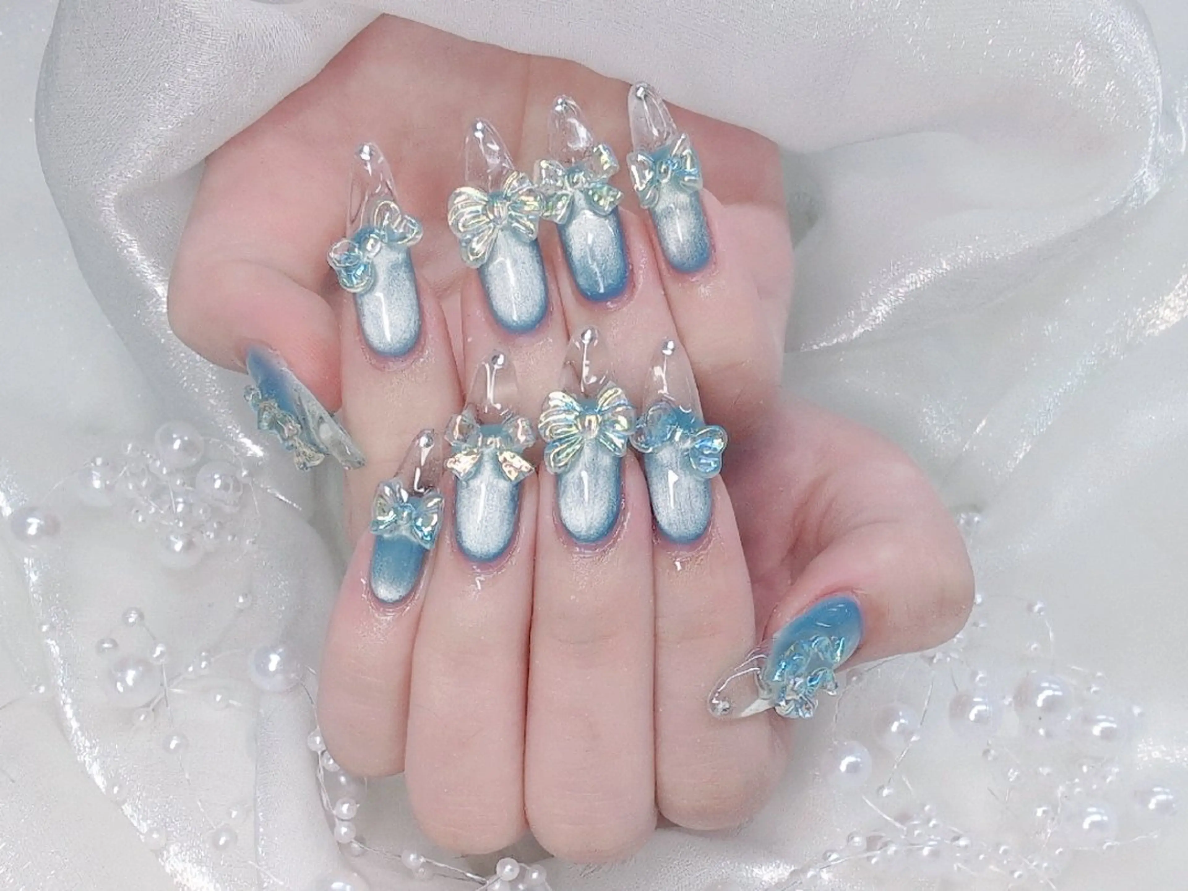ネイル フラッシュネイル フレンチネイル キラキラネイル ラメ(グリッター) マグネットネイル Chouette Nailのネイルデザイン