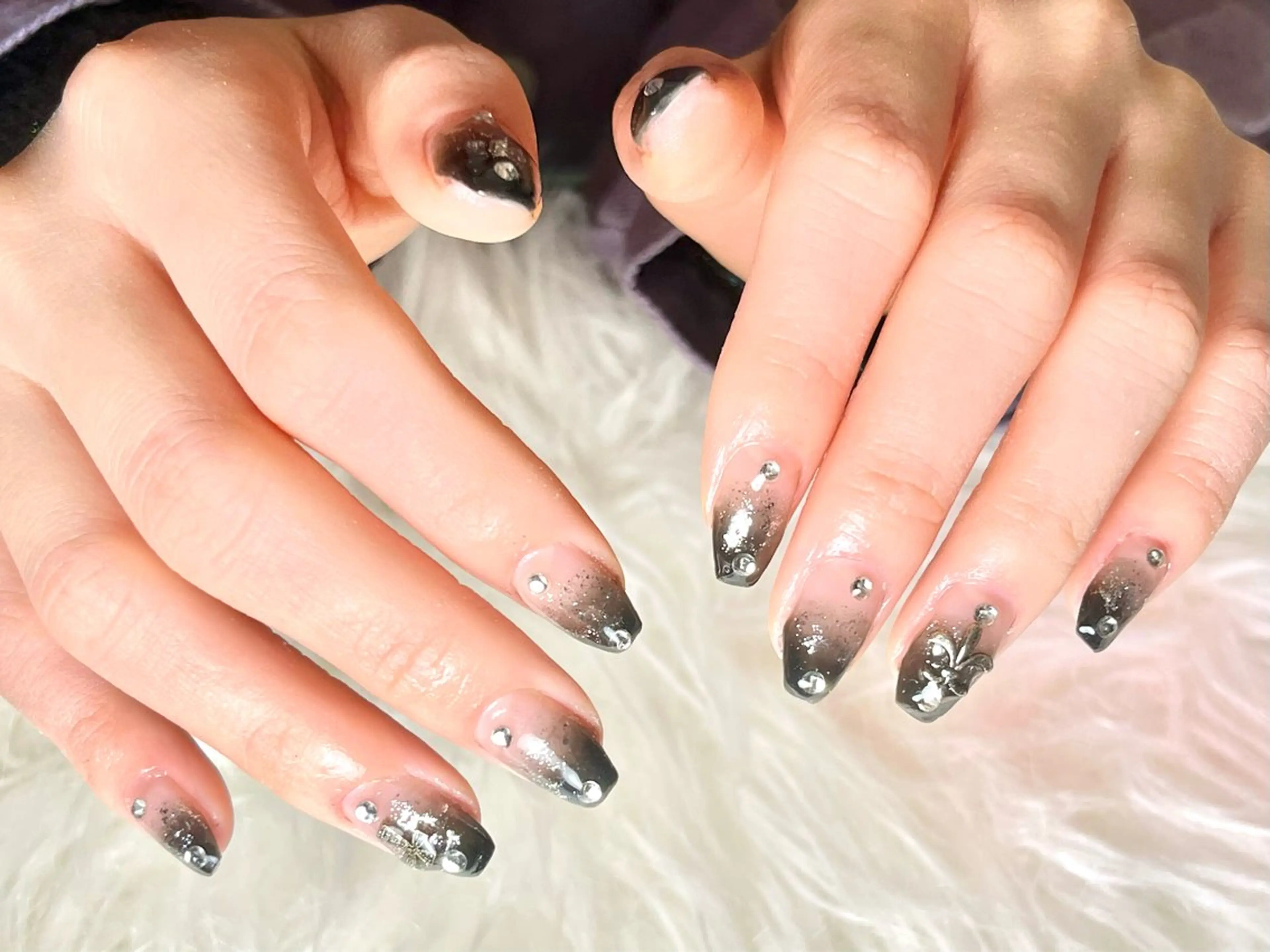 ネイル hohomi .のネイルデザイン