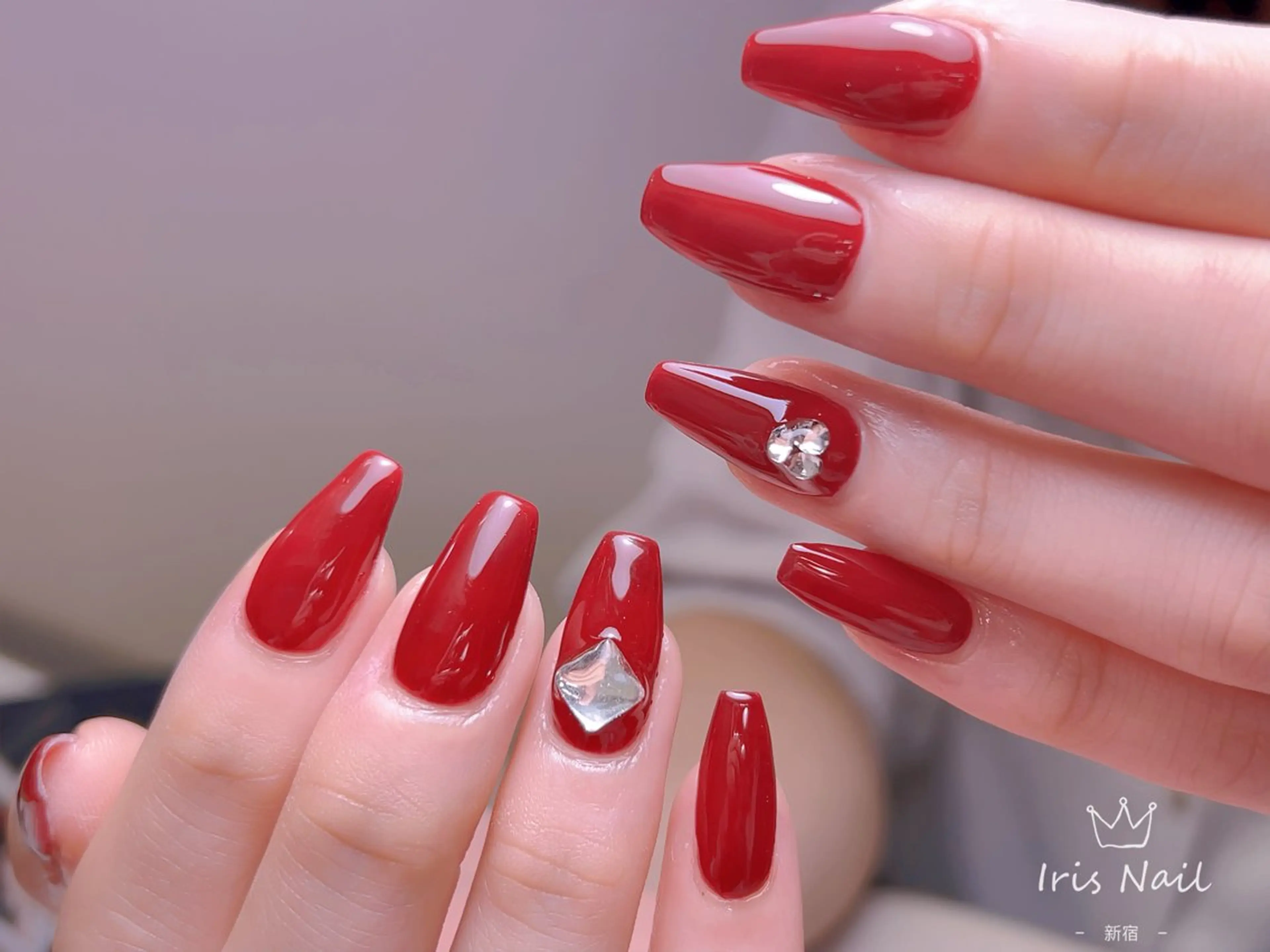 ネイル フレンチネイル ジェルネイル グラデーション 韓国ネイル マグネットネイル 【長さ出し】 IRIS NAILのネイルデザイン