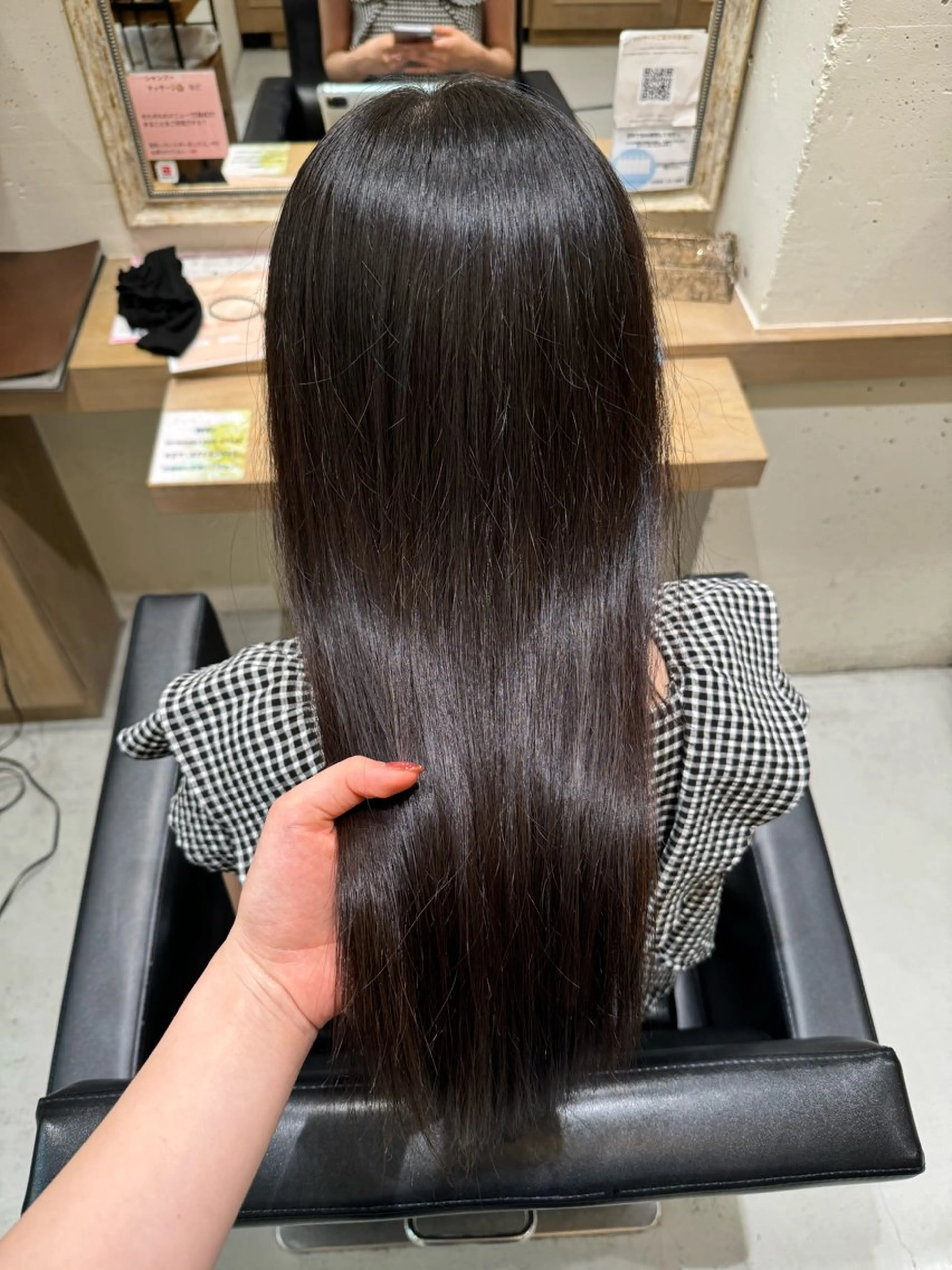 ロング 髪質改善 トリートメント トリートメント 透明感カラー/顔周り カット/レイヤーにかのヘアスタイル