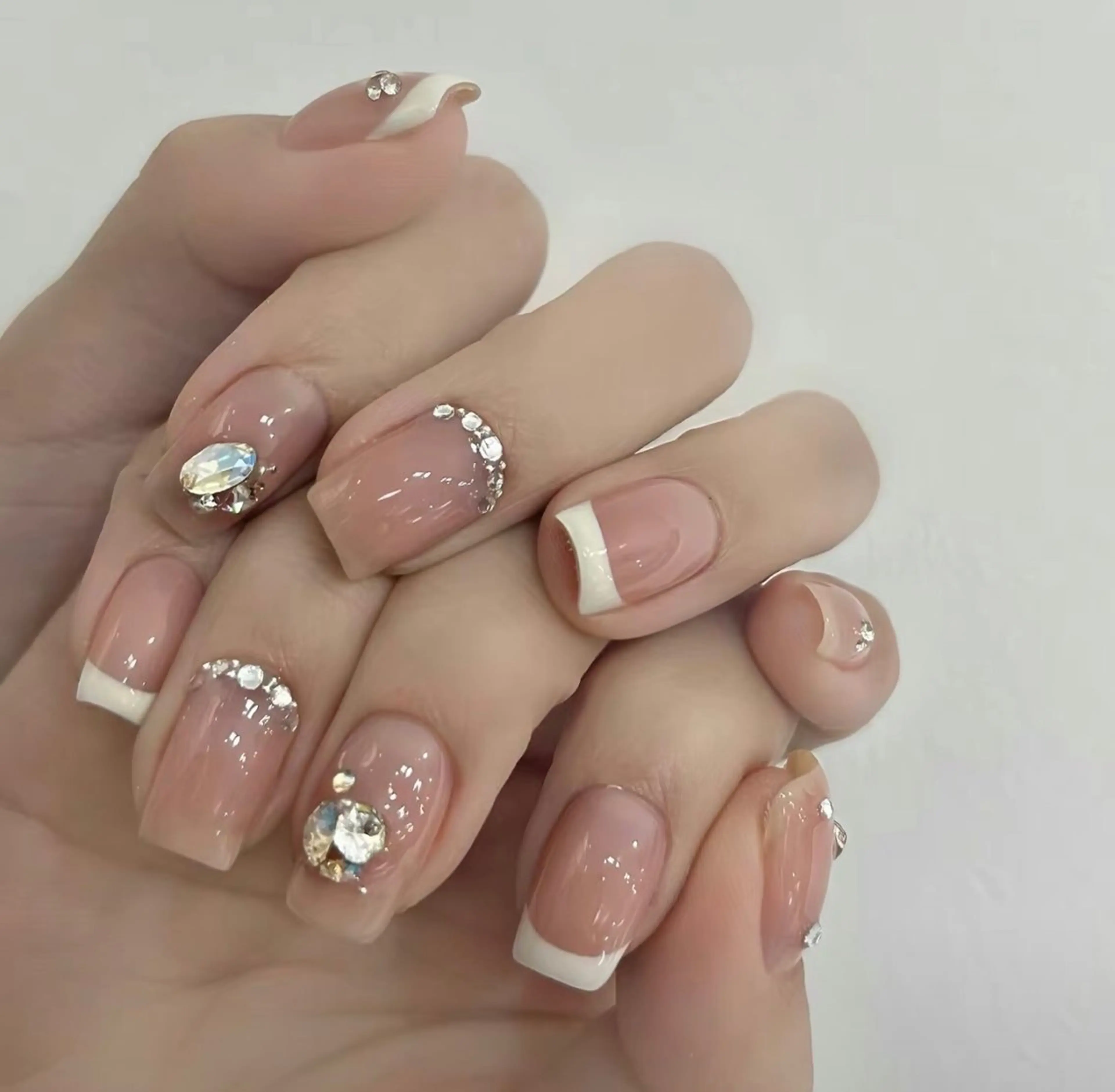 ネイル アートネイル ハンドネイル 🦋y y Nail 🤍のネイルデザイン