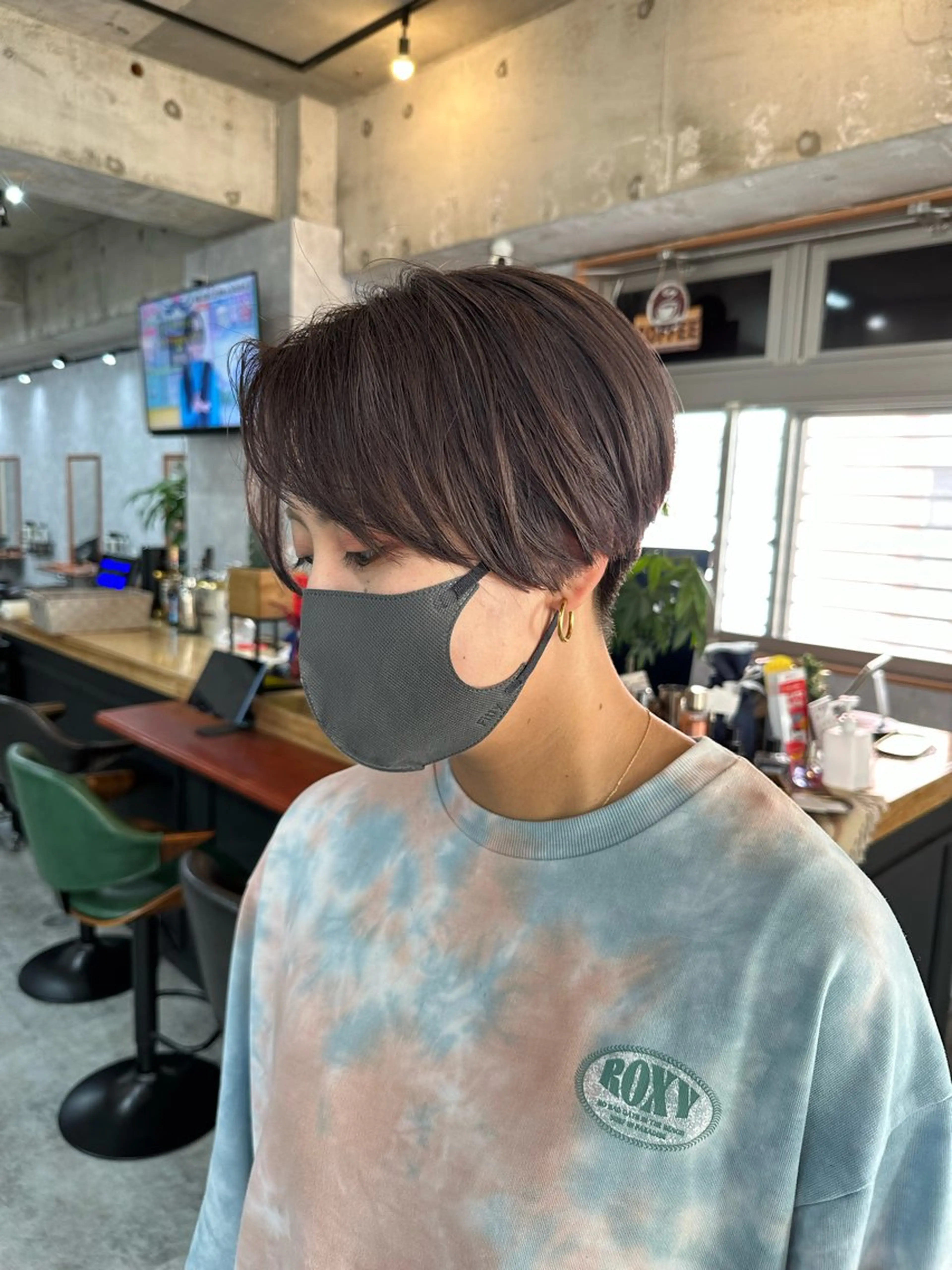 ショート 切りっぱなしボブ ショートボブ ハンサムショート 丸みショート ボブ カット ヘアカラー トリートメント C’LD hair produce /シールドヘア所属・モテ髪/ボブ/ショー ト/アダチフウトのヘアスタイル