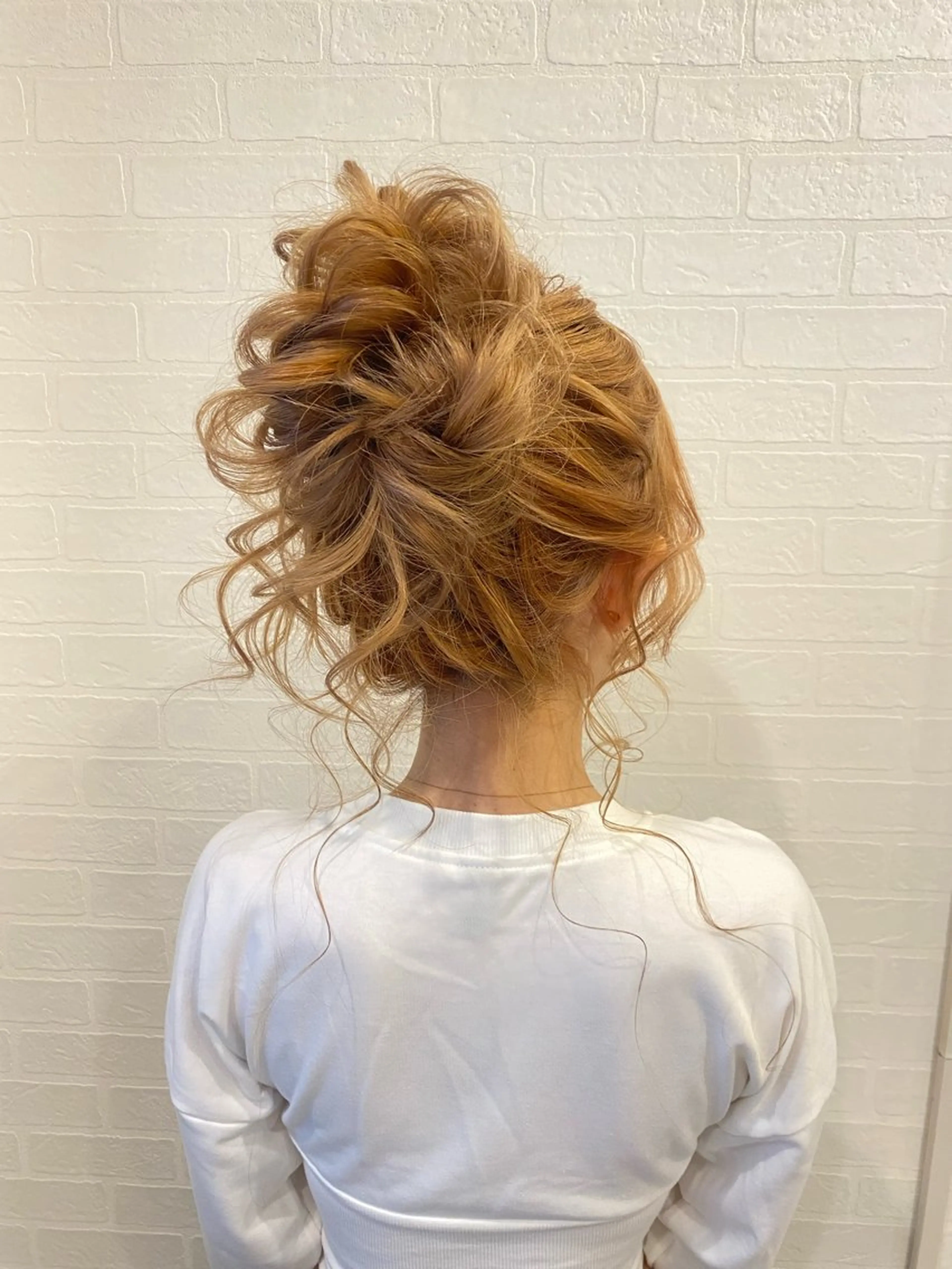 ヘアアレンジ お団子ヘア bond所属・bond平尾/ AYAKAのヘアスタイル