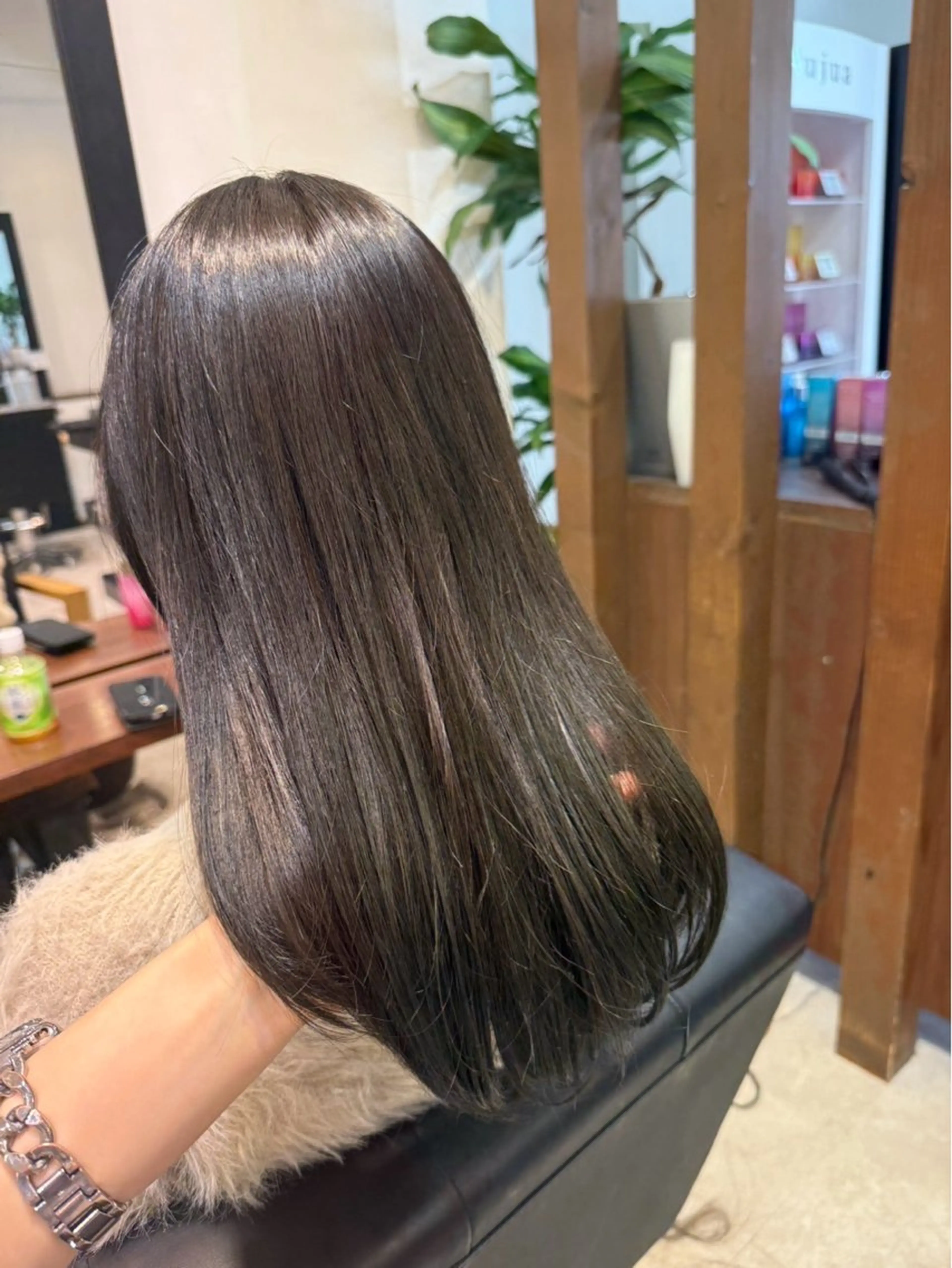 カラー ヘアカラー トリートメント ヘッドスパ VIEW NEO【 ビュー ネオ】所属・〖 ブリーチ特化 〗 艶髪カラー⌇妃菜🎀のヘアスタイル