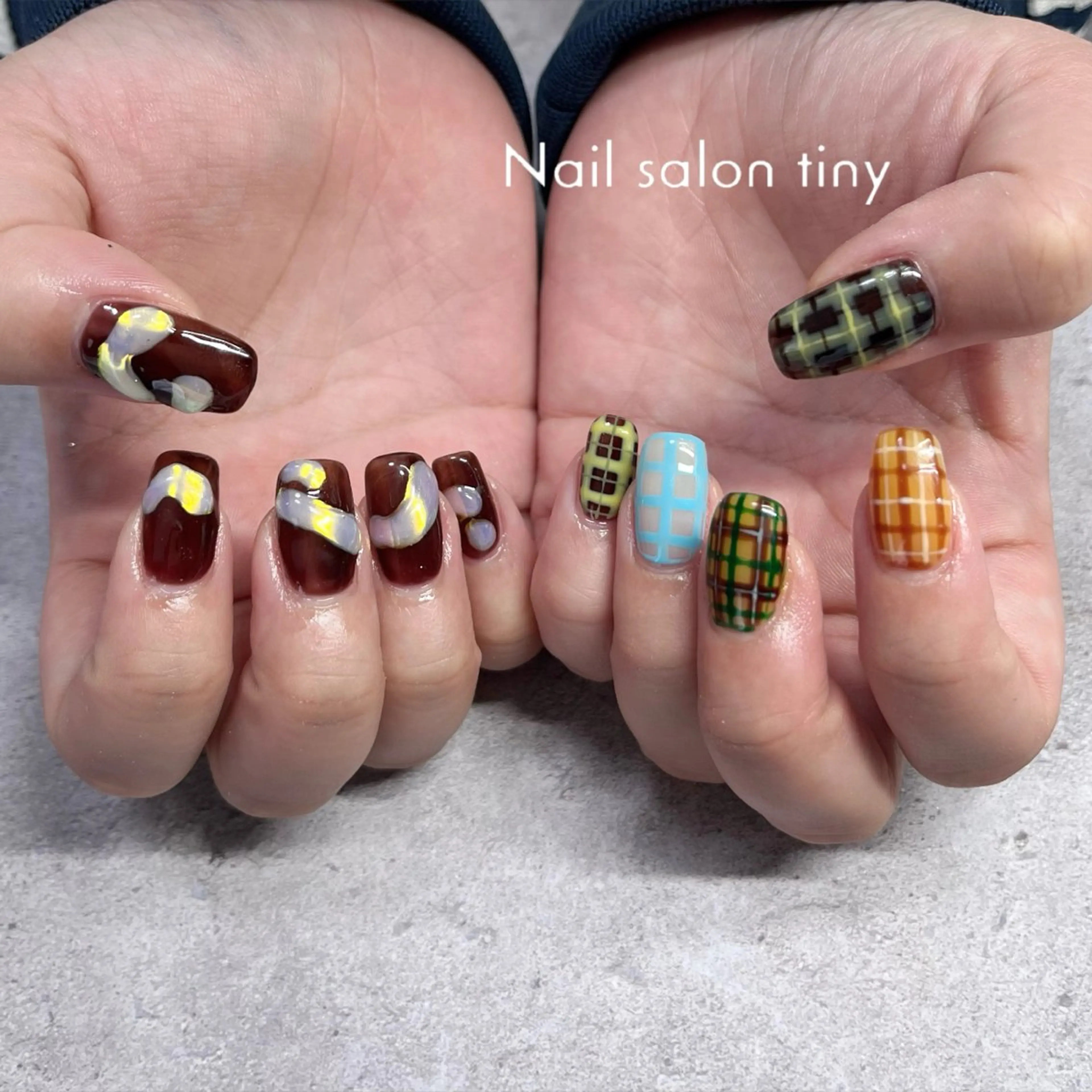 ネイル 持ち込み ハンドネイル ネイルサロンタイニー所属・Nail salon tiny🩵のネイルデザイン