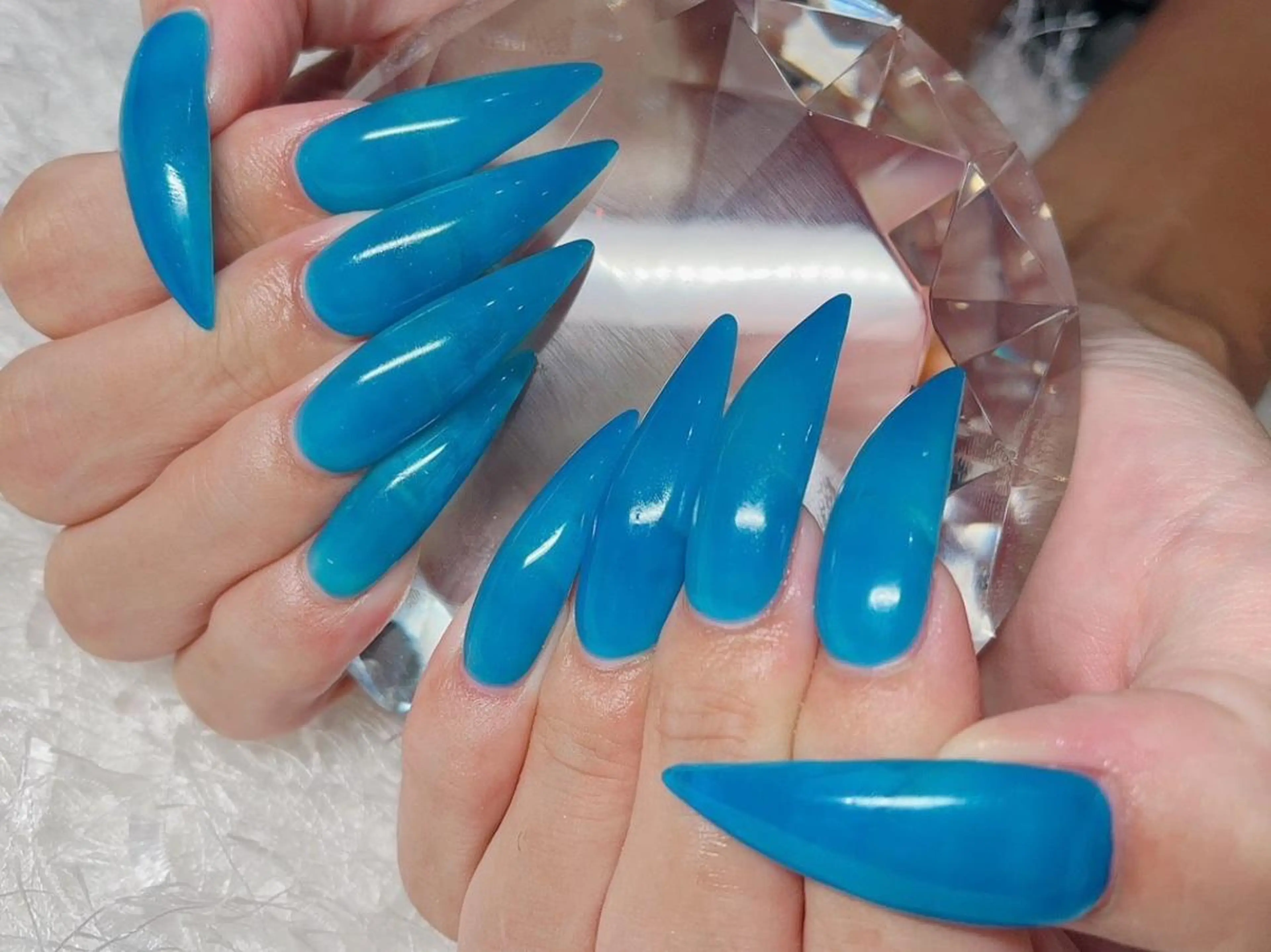 マツエク・マツパ 韓国風マツエク パリジェンヌラッシュリフト まつげパーマ ワンホンマツエク ハンドネイル Nail&eye Belire 新宿のネイルデザイン