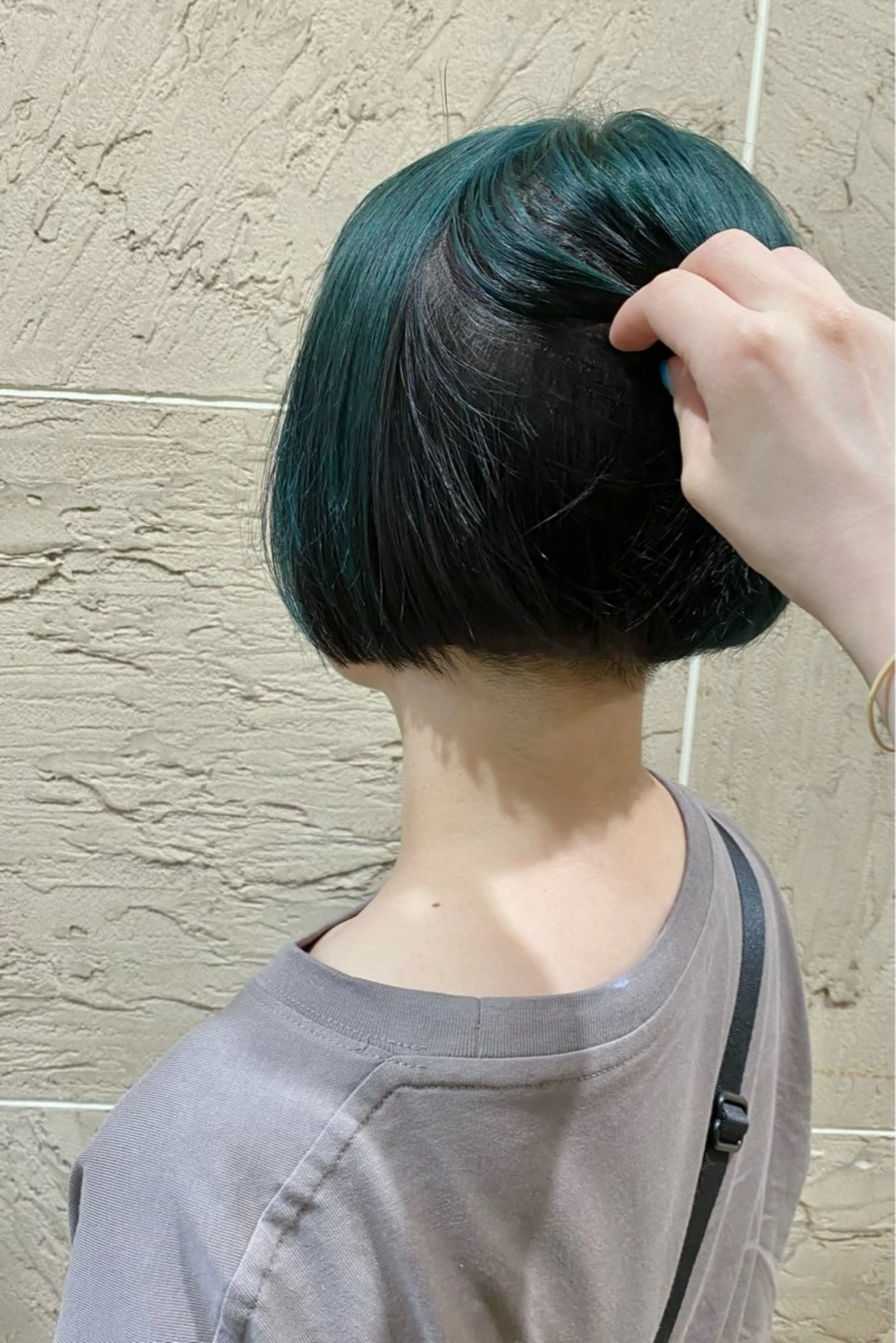 ショート カラー 菊地 紗矢のヘアスタイル