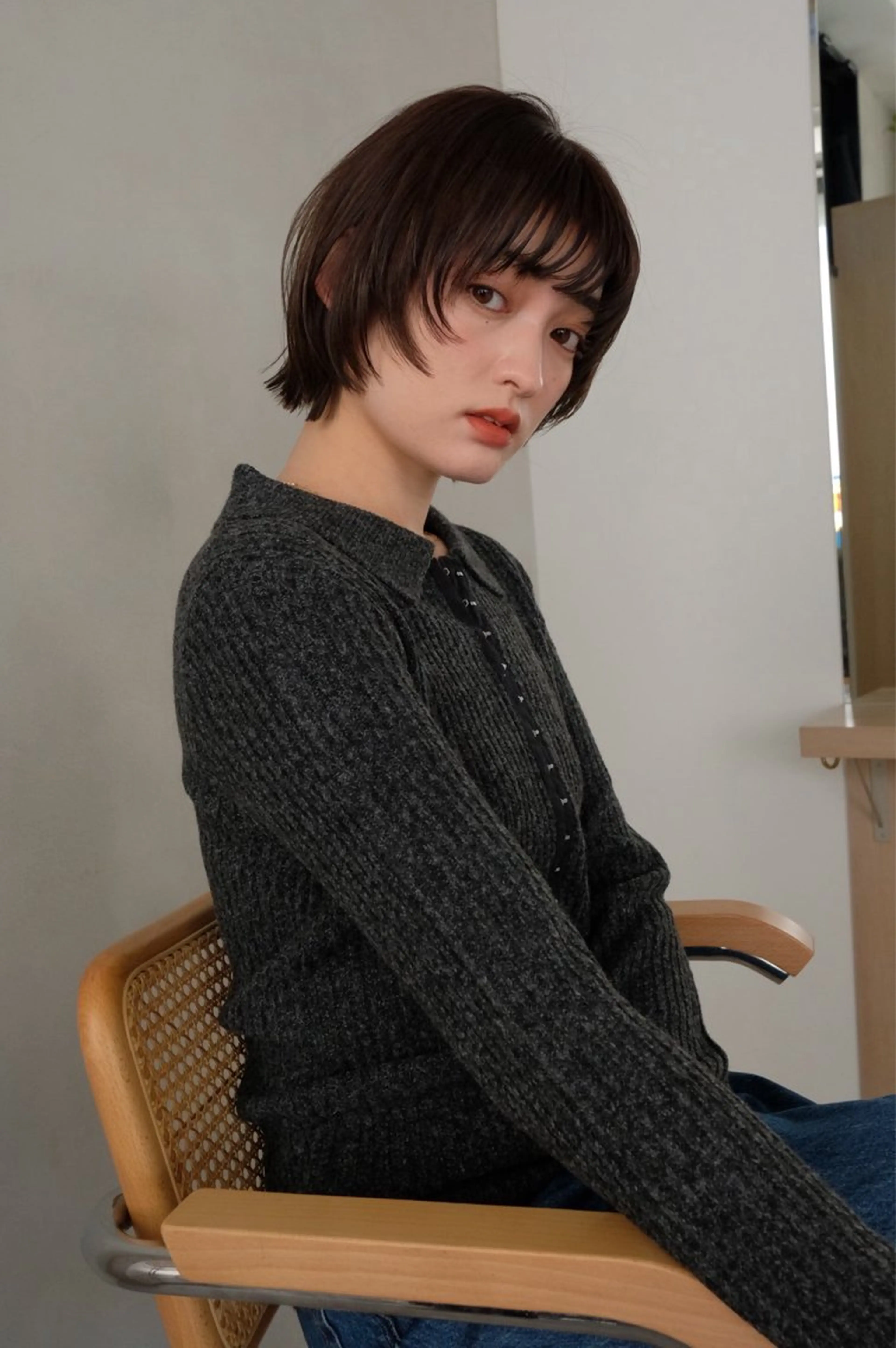 ショート 切りっぱなしボブ ボブ 顔周りカット シースルーバング ウルフカット ours/南青山 /表参道/大島実加永のヘアスタイル