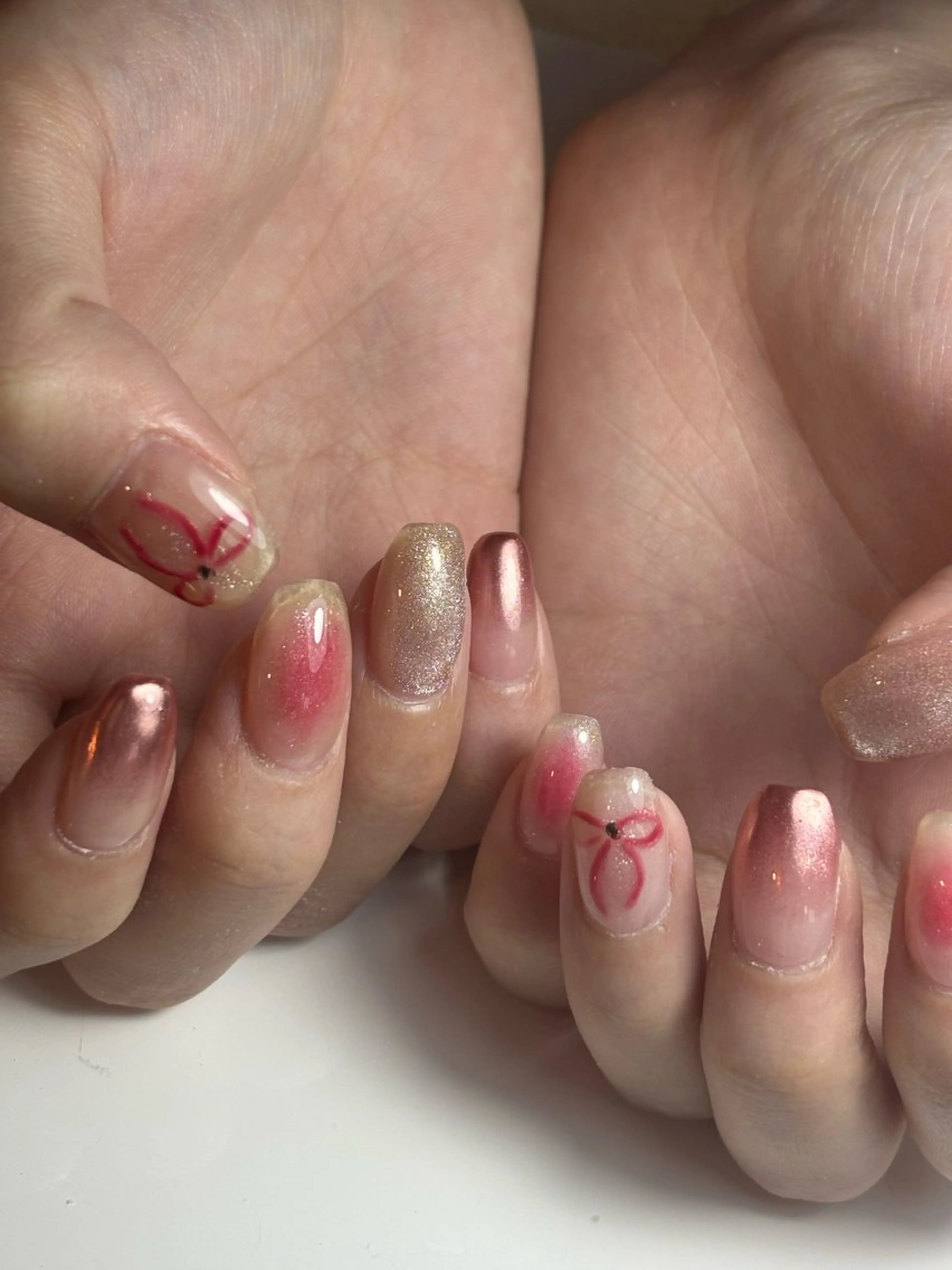 ネイル ぷっくりネイル リボン シンプルネイル ハンドネイル MKY salonのネイルデザイン