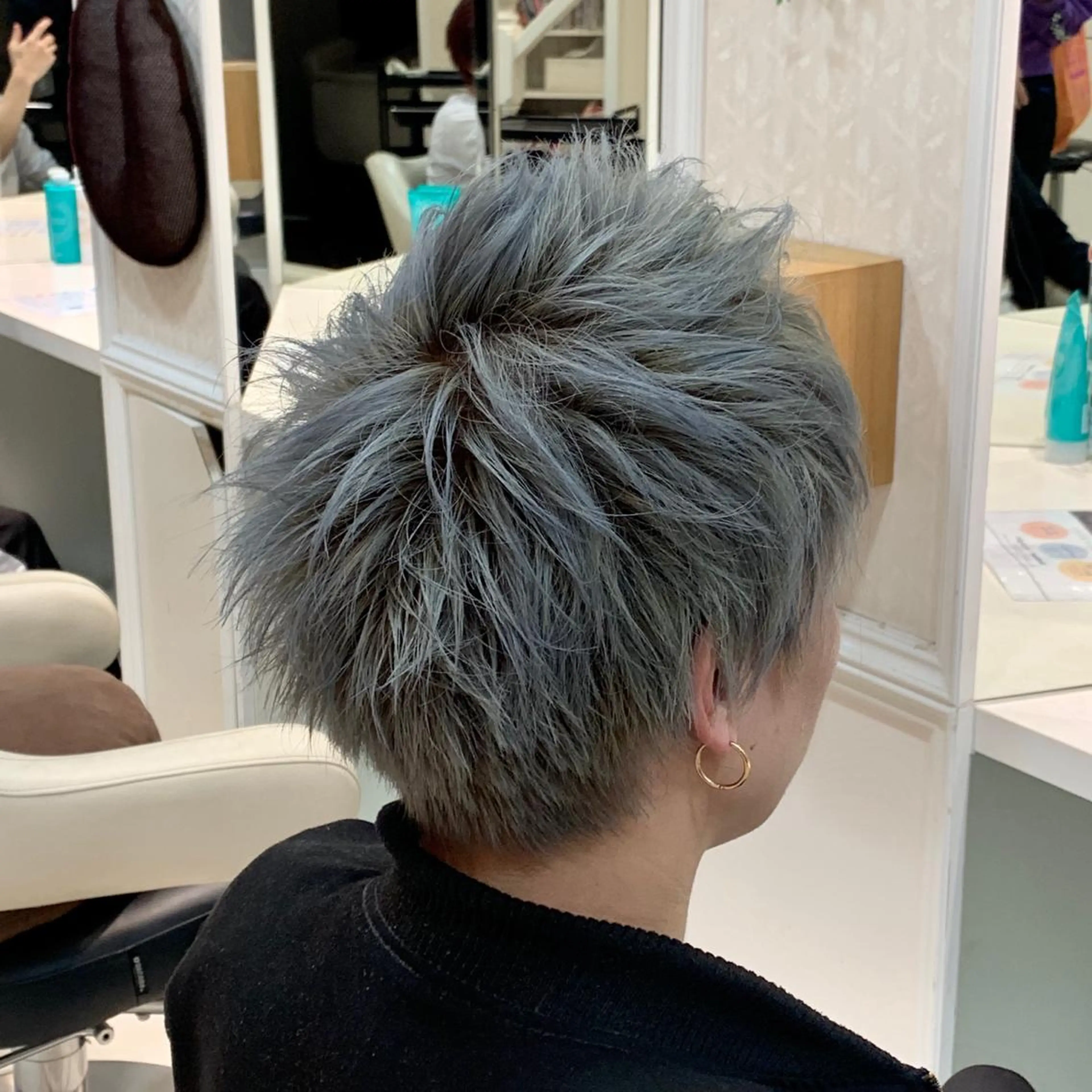 ショート メンズ メンズブリーチ ショートヘア 毛流れが作れる 縮毛矯正/渡部純生のヘアスタイル