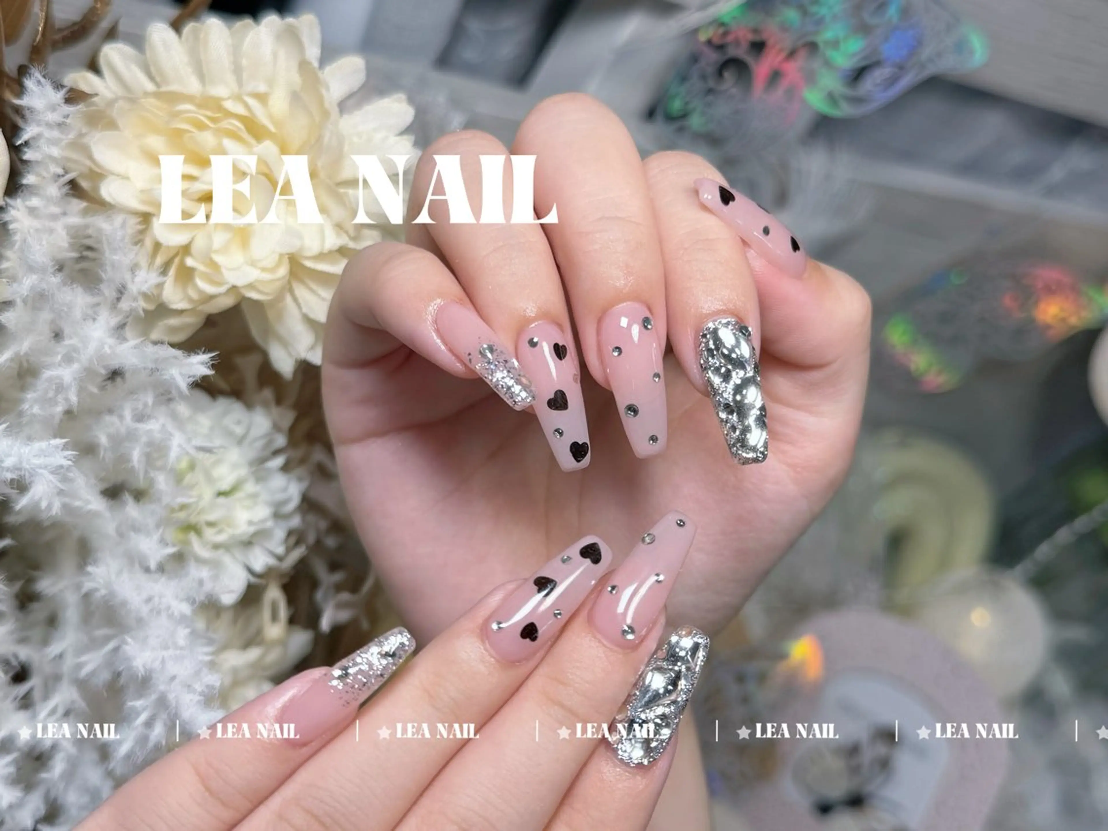 ネイル チークネイル フラッシュネイル フットネイル フレンチネイル ジェルネイル ハンドネイル ハンドケア Luxe Nail Salonのネイルデザイン