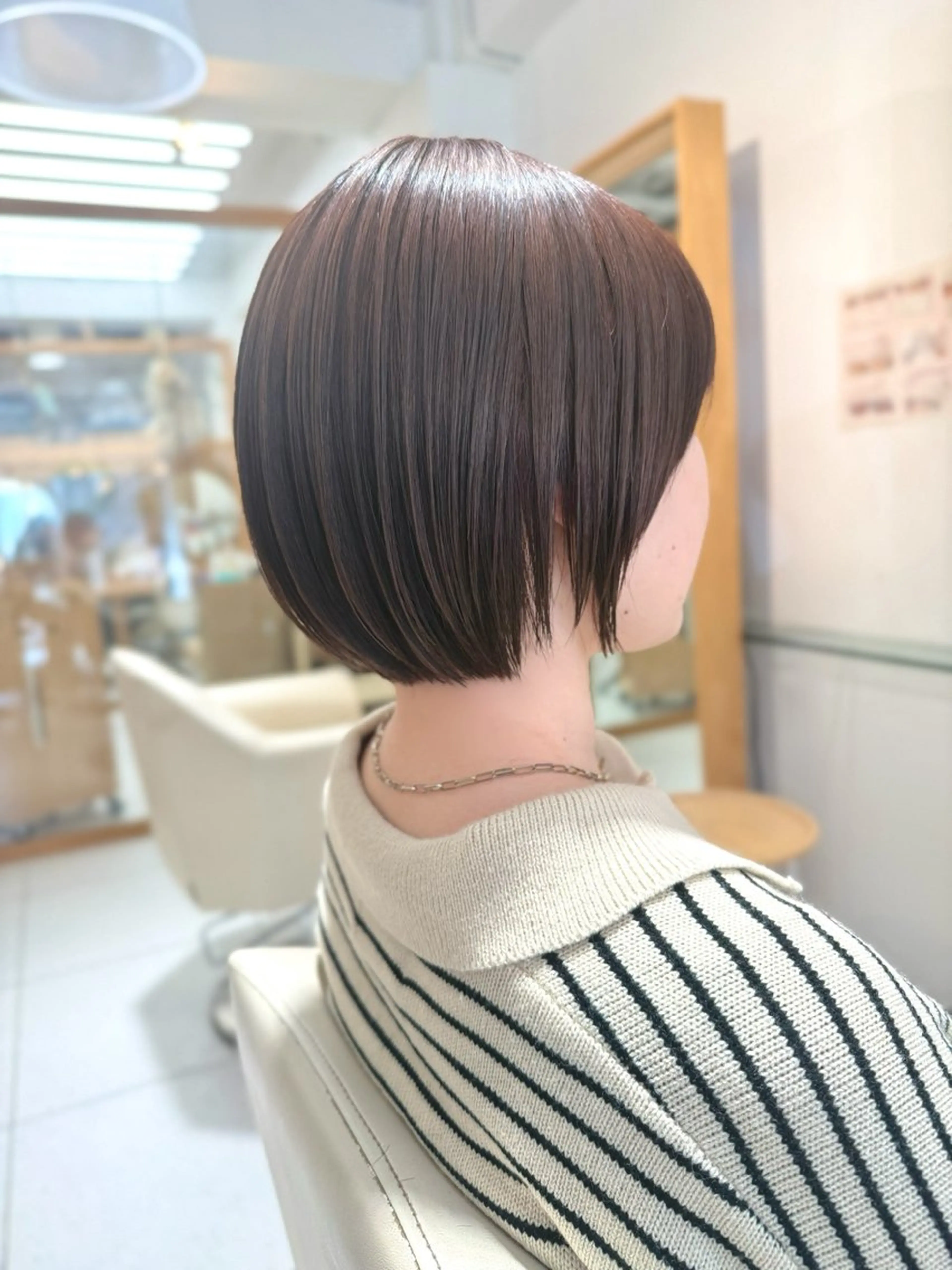 ショート カラー カット ヘアカラー トリートメント 安永 涼のヘアスタイル