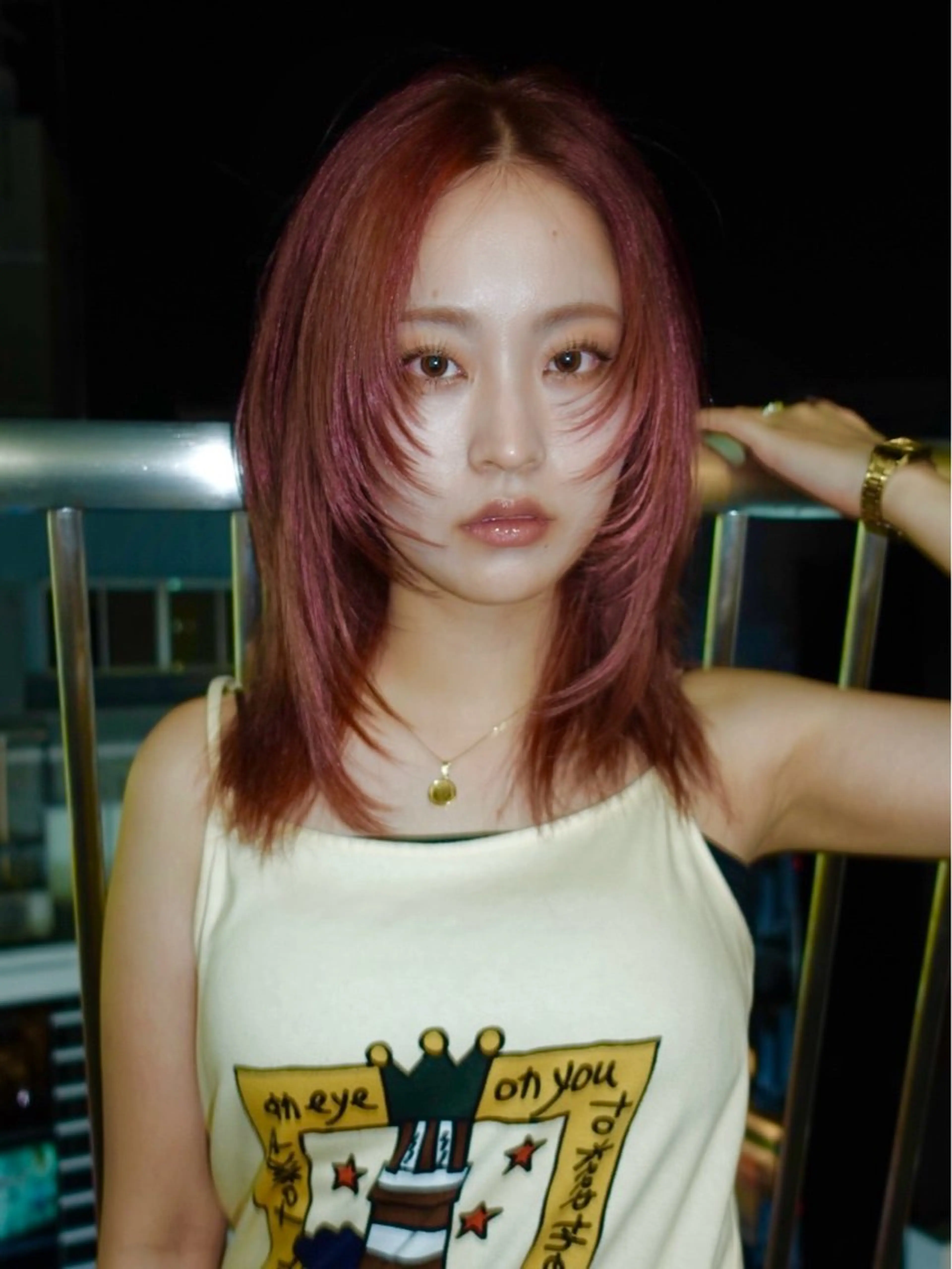ミディアム カラー ベージュカラー 透明感カラー ダブルカラー オレンジ オレンジベージュ カット ヘアカラー トリートメント ニュアンスレイヤー ハイトーンカラーのヘアスタイル