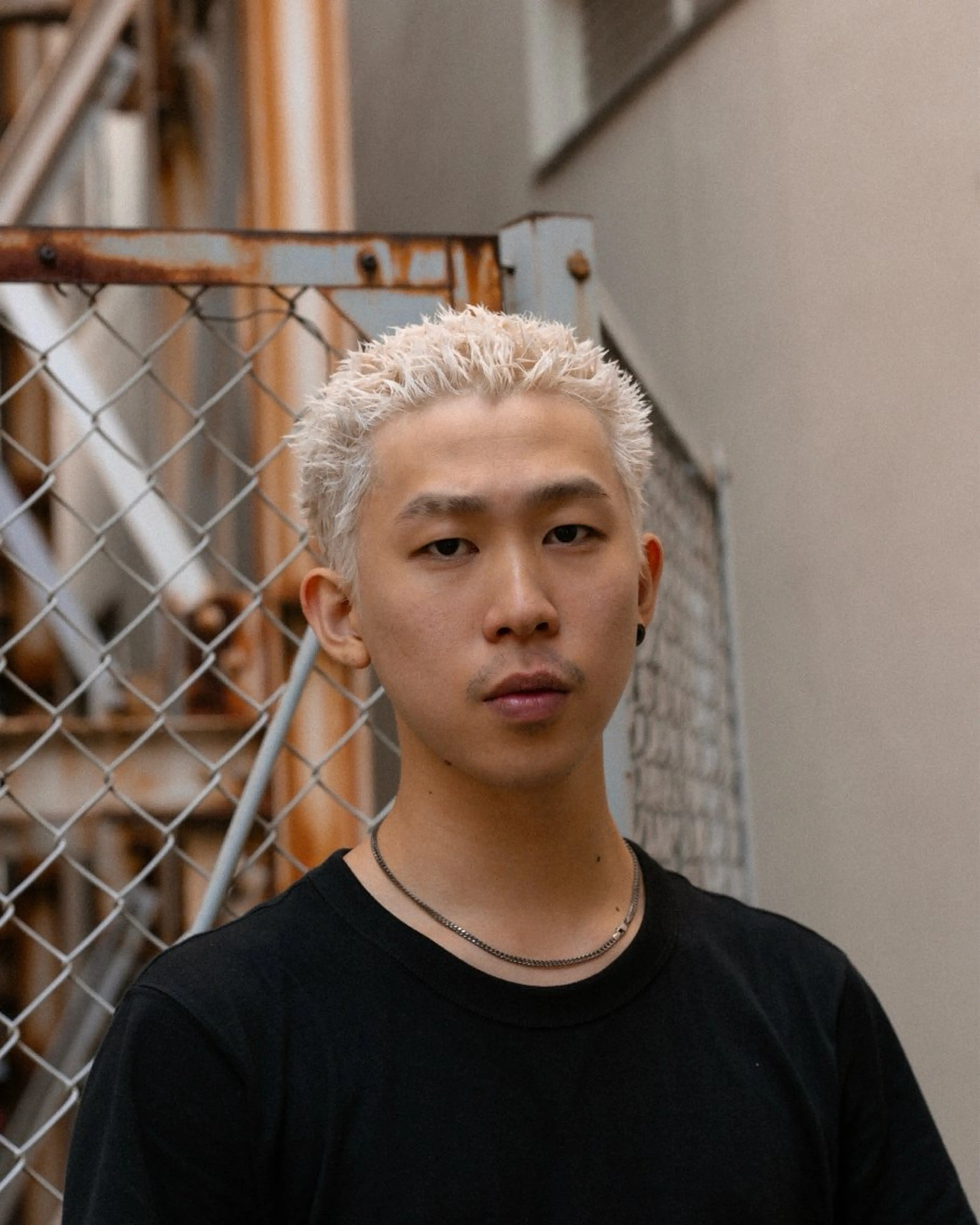 ショート カラー パーマ メンズ メンズブリーチ メンズパーマ ブリーチ カット ヘアカラー パーマ 🔗メンズサロン🔗 Kieのヘアスタイル