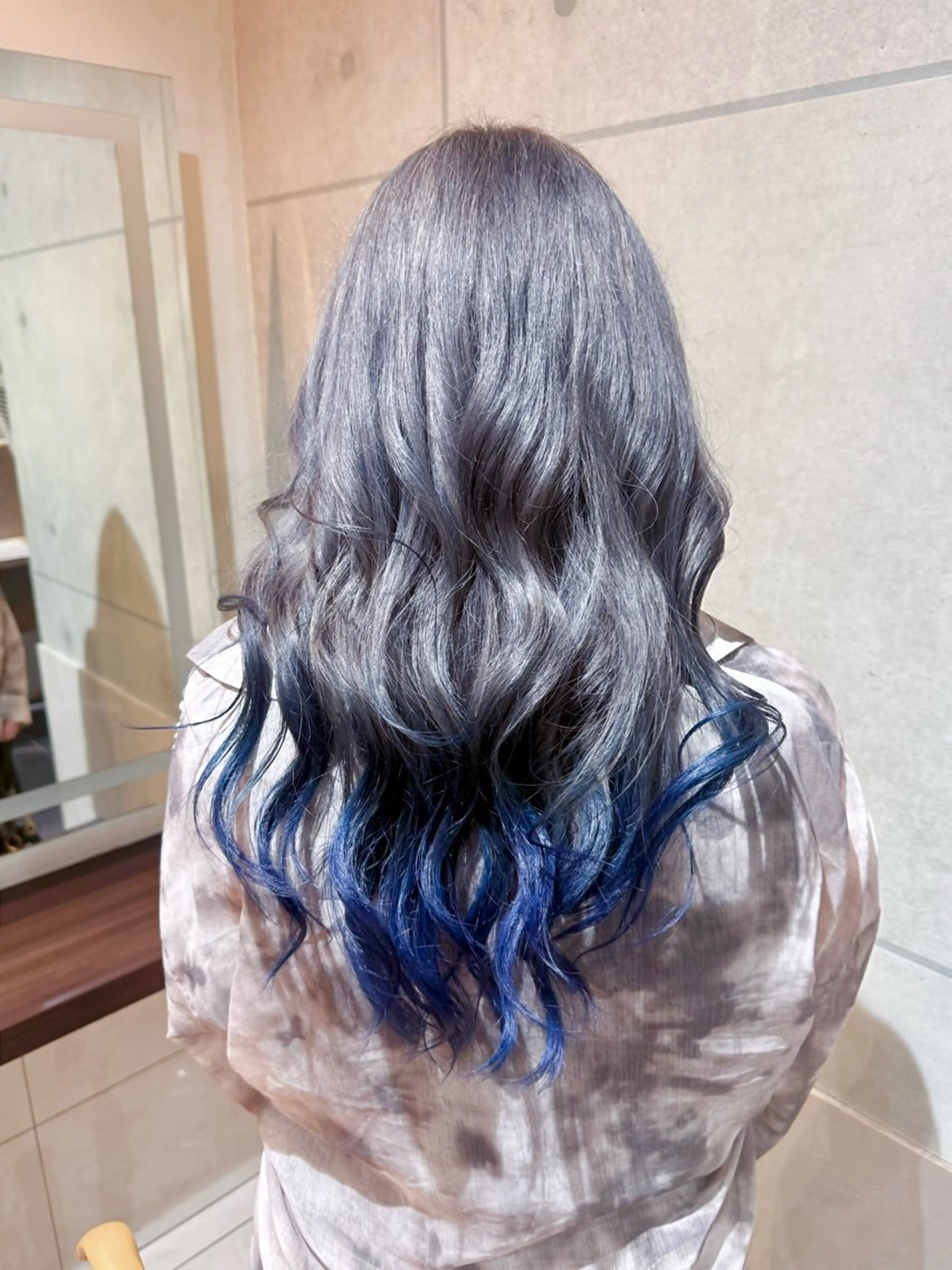 ロング カラー デザインカラー ヘアカラー さくら🤍ྀི モデル募集のヘアスタイル