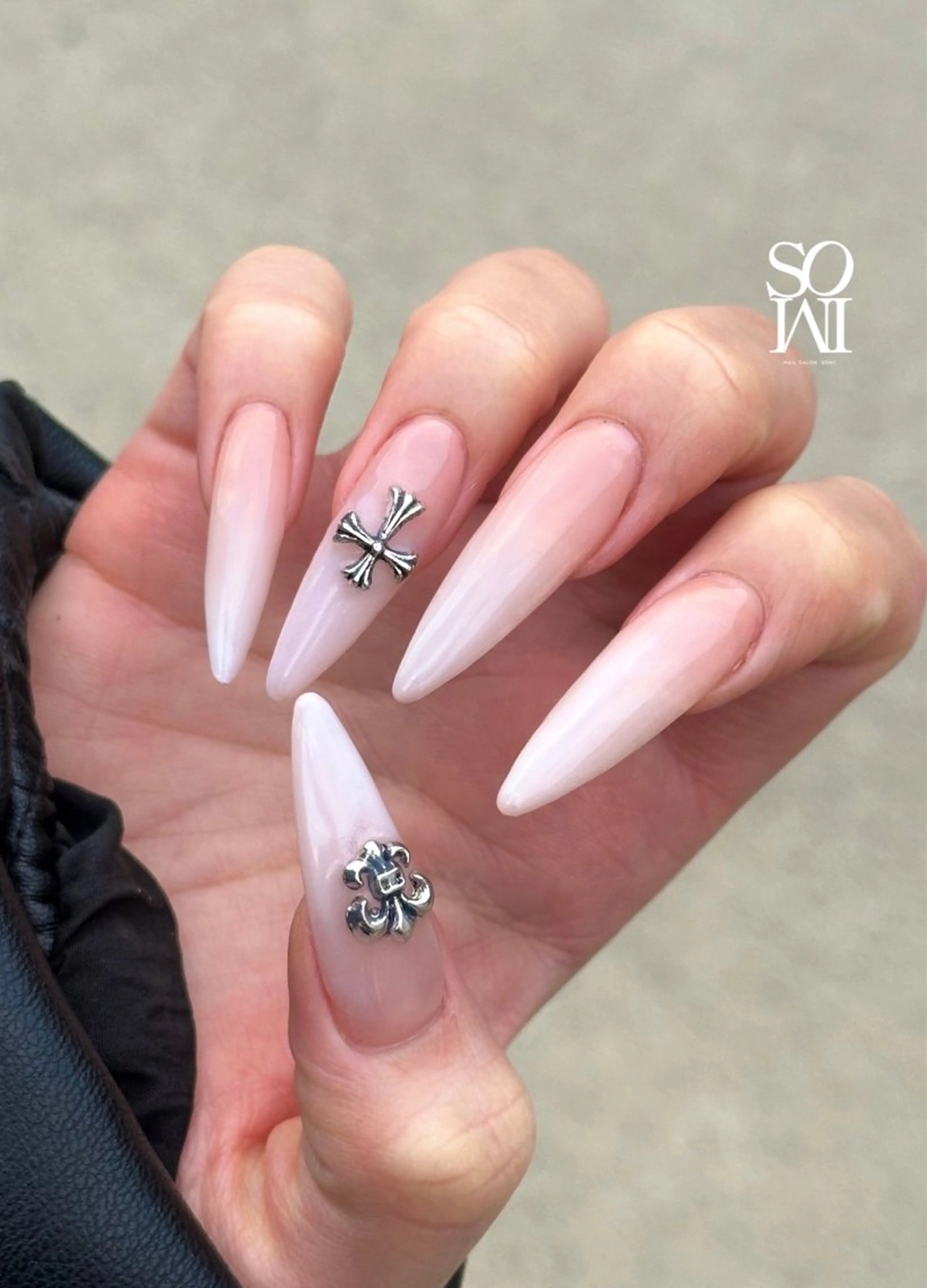 ネイル グラデーション ワンカラーネイル ワンホンネイル ホワイト ハンドネイル NAIL SALON SOMI所属・町田 NAIL SALON SOMIのネイルデザイン