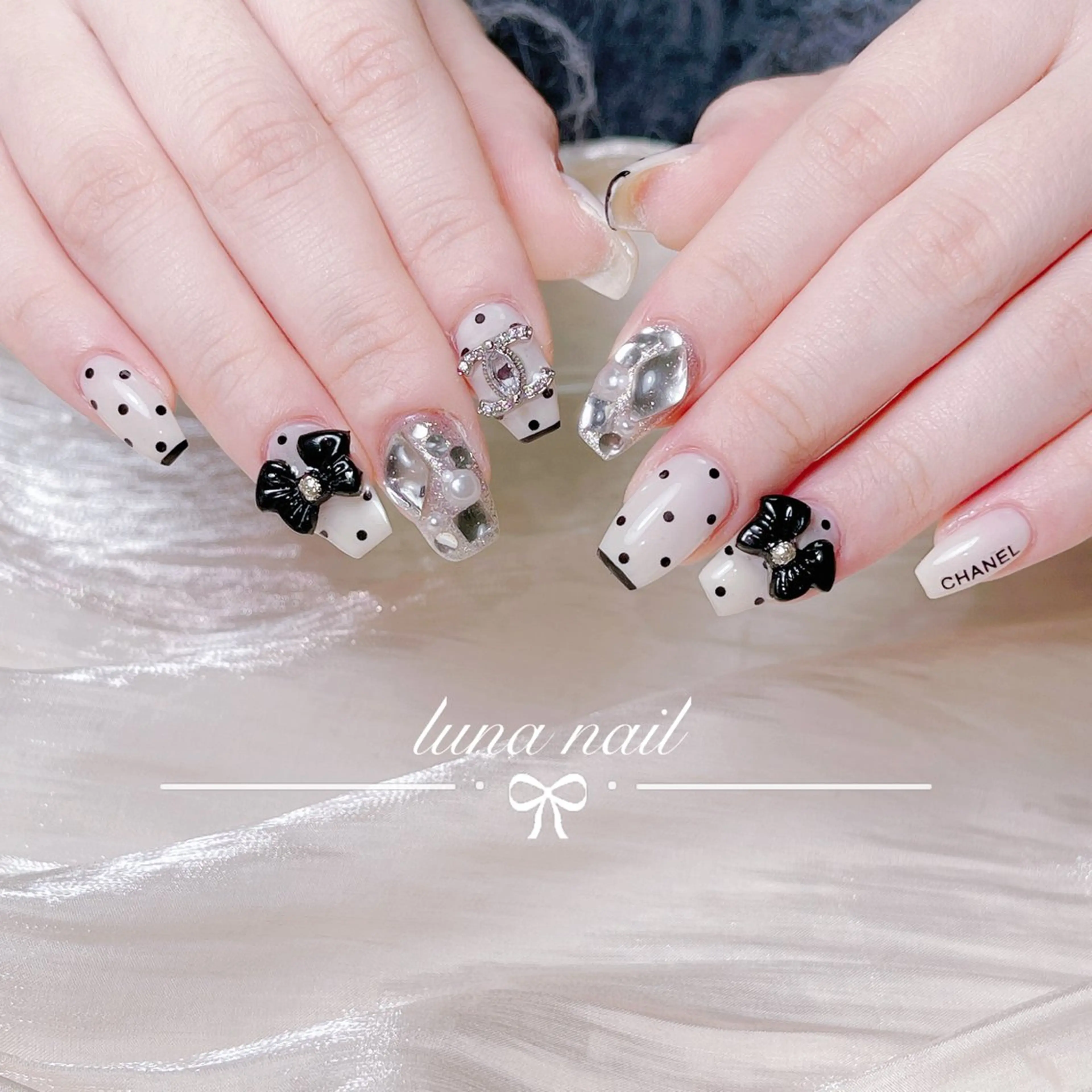 ネイル luna nail ＆eyelashのネイルデザイン