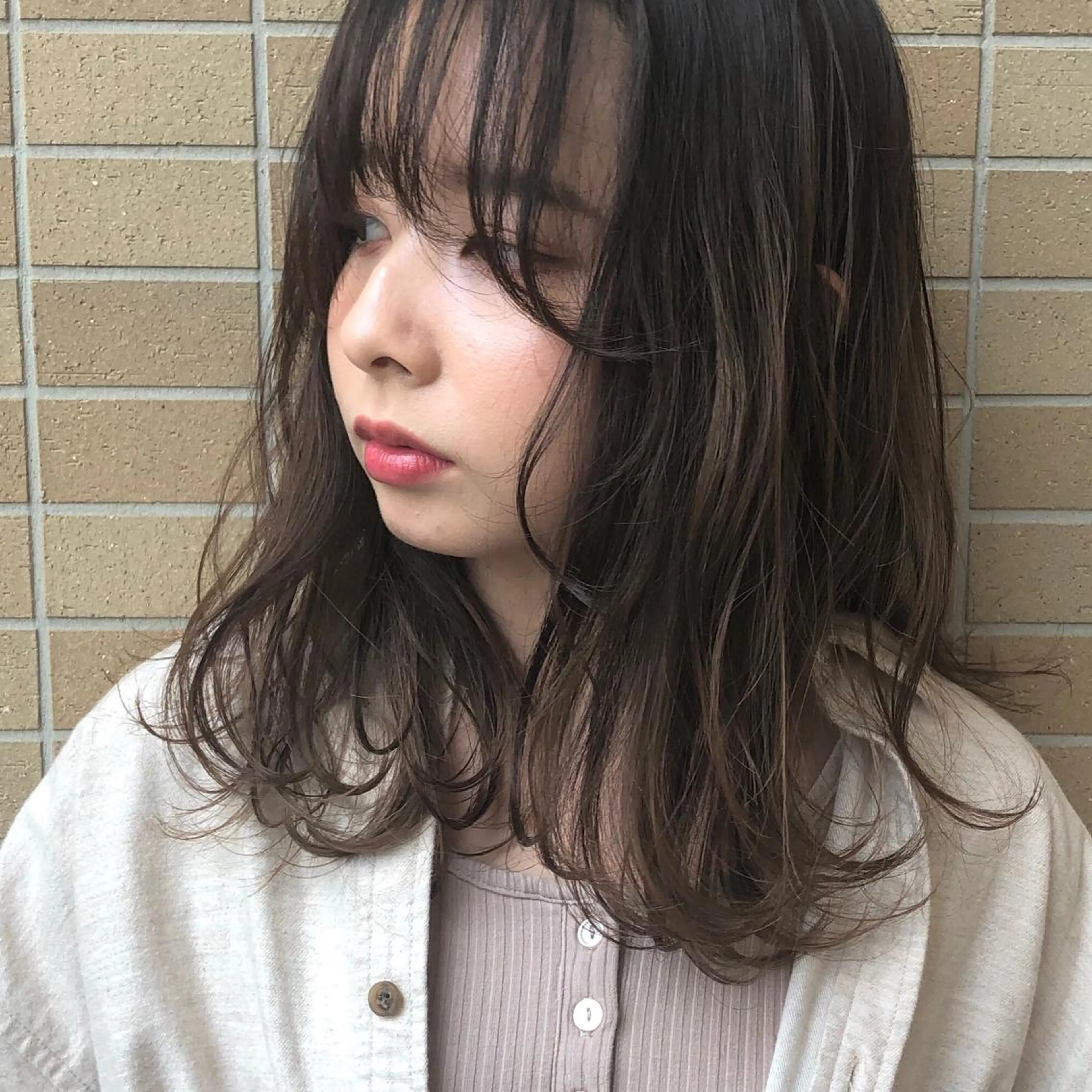 セミロング 韓国ヘア 🇰🇷 RUKA 🩵🤍のヘアスタイル