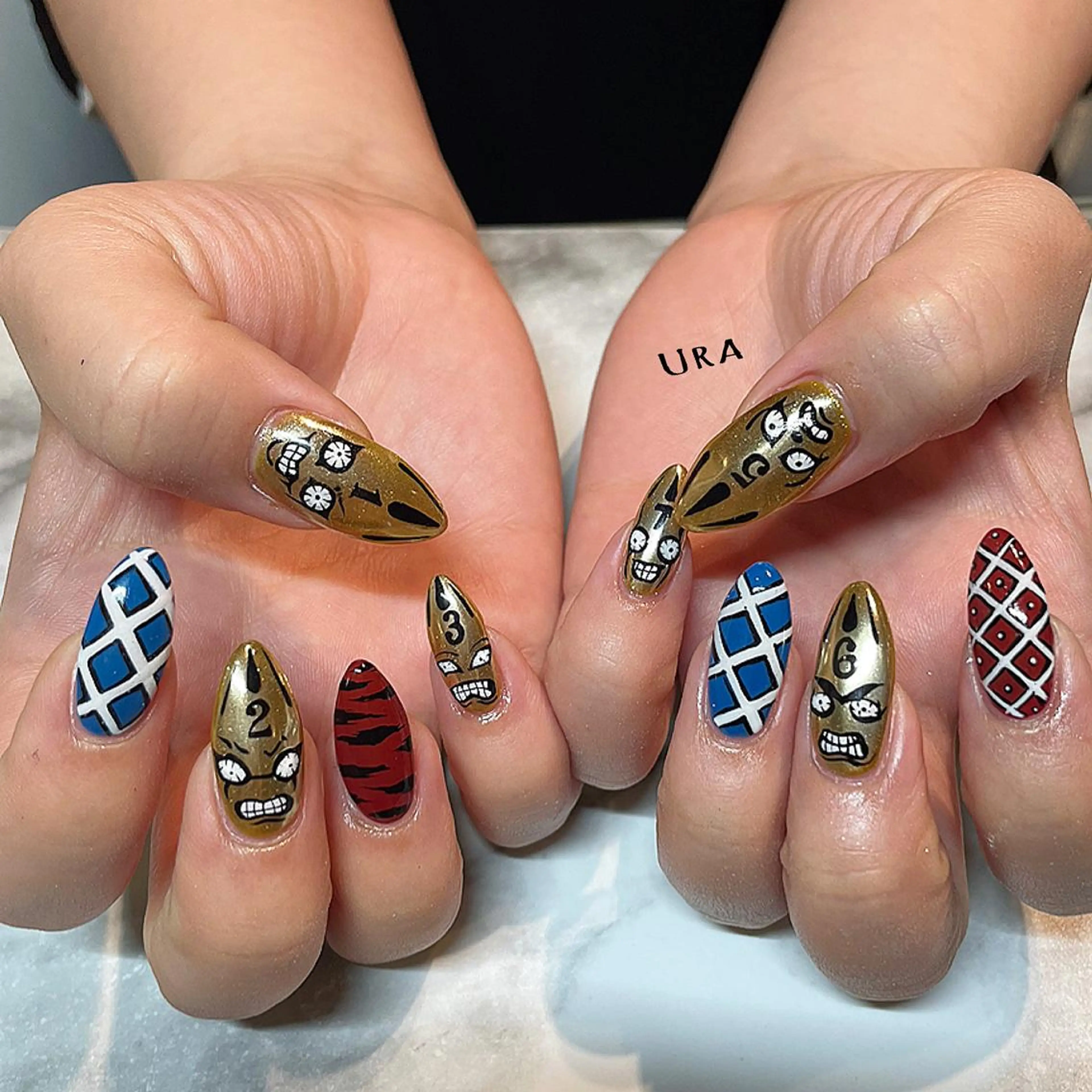 ネイル UrakoNail 《nail》のネイルデザイン