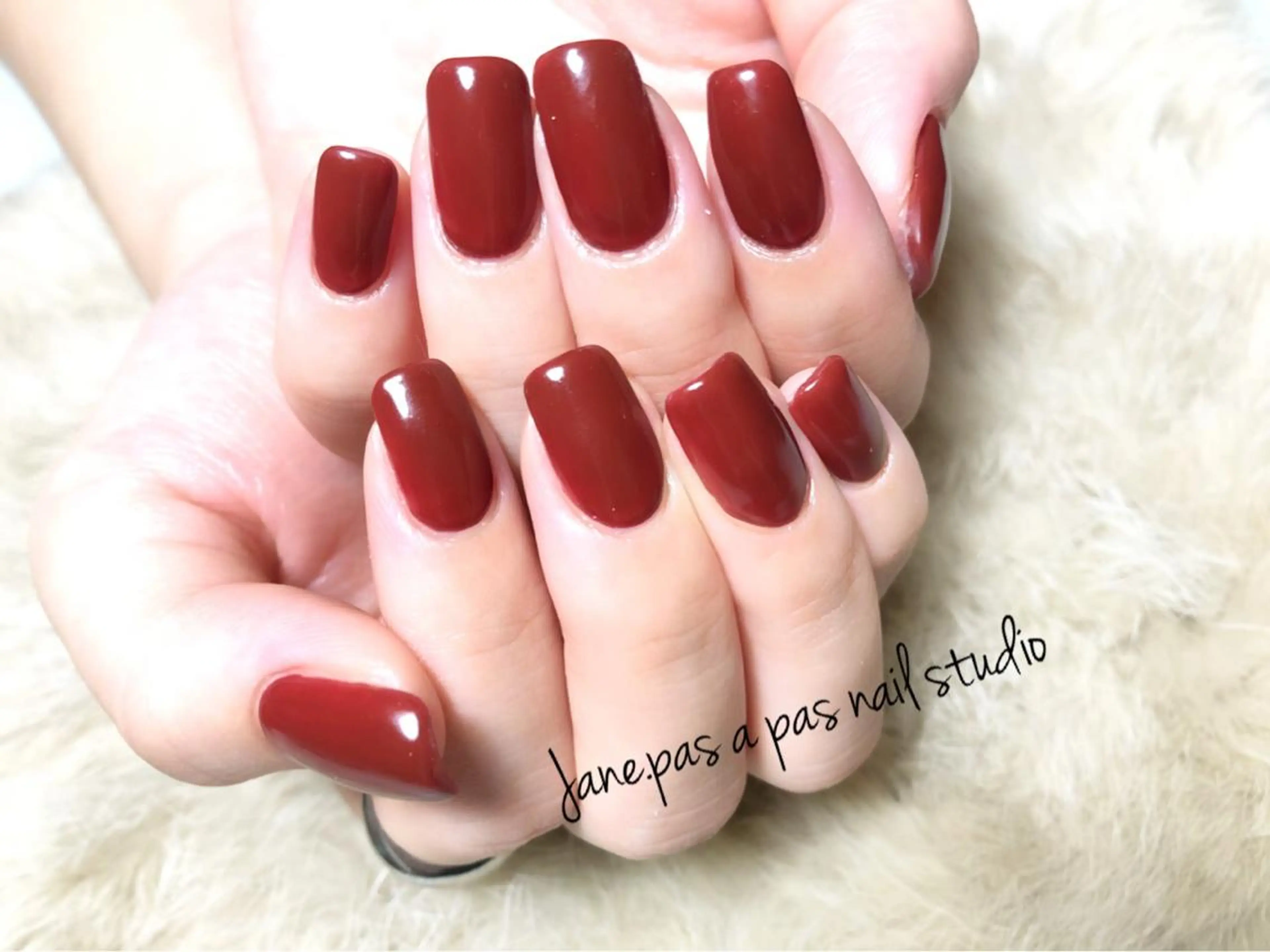 ネイル Yakko pas á pasのネイルデザイン