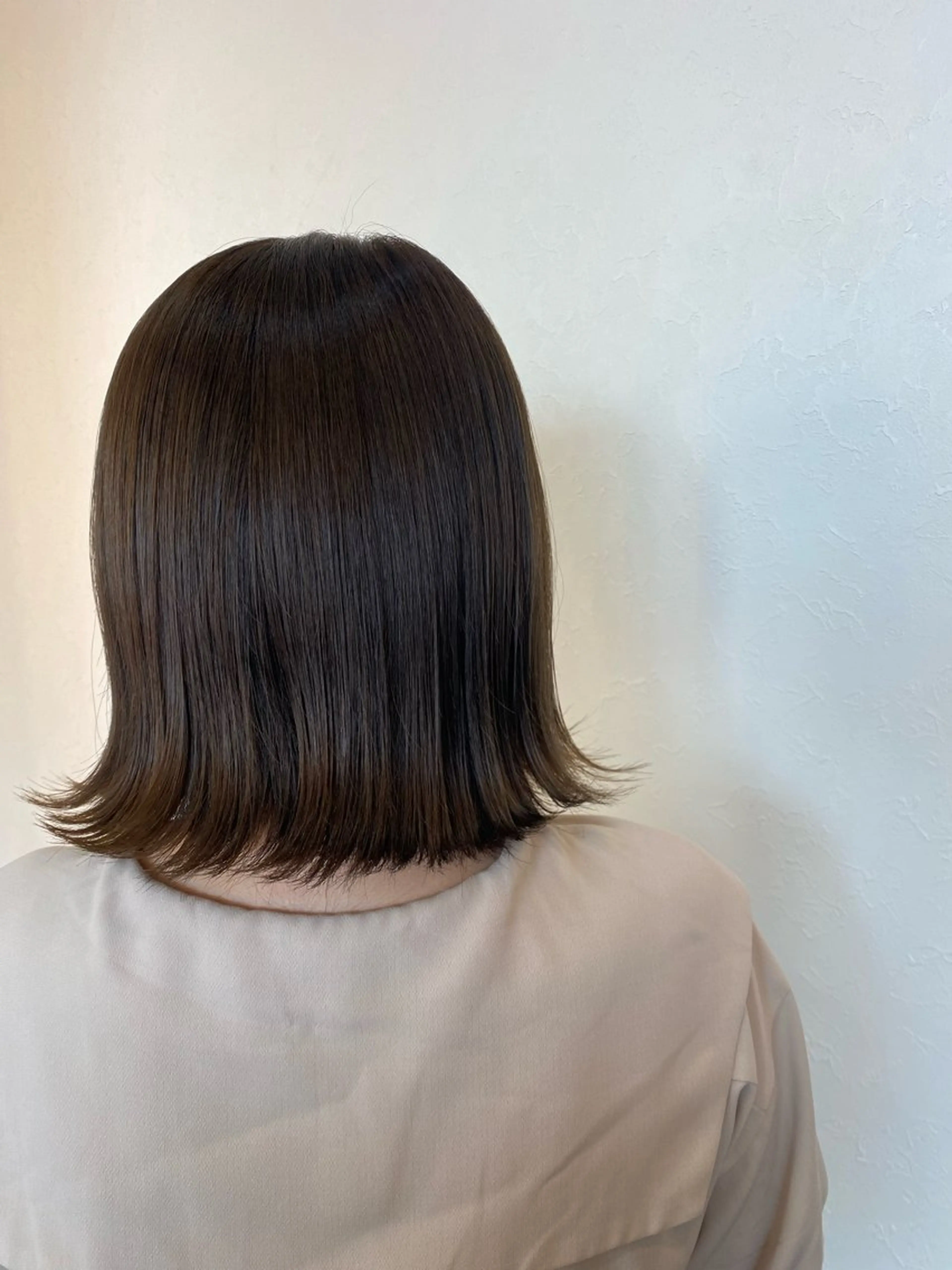 ミディアム カラー ブリーチ 透明感カラー ボブ 外ハネヘア Agu hair reborn 新発田店【アグヘアー リボーン】所属・そうま みのりのヘアスタイル