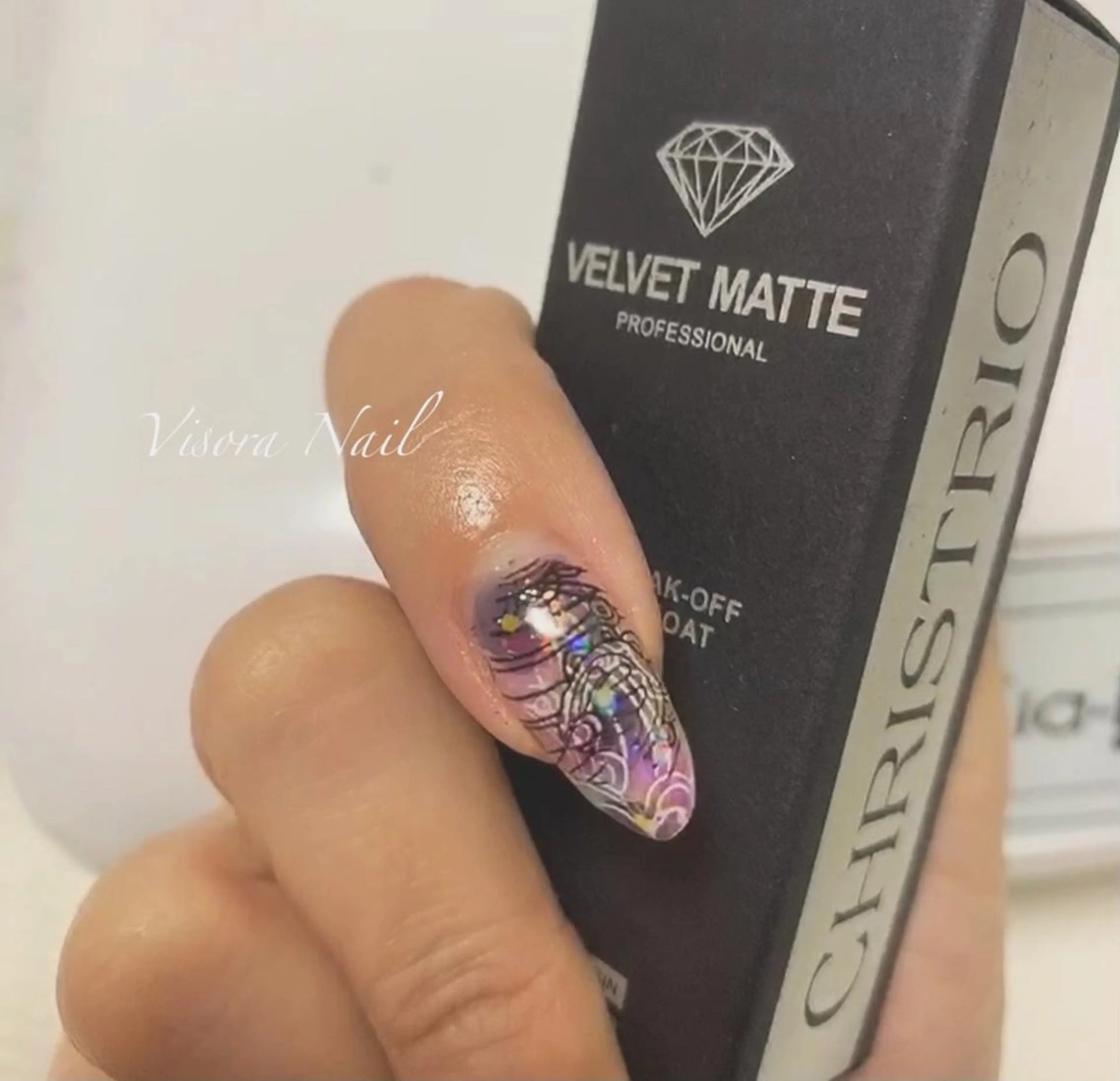 ネイル 美SORA ～ｳﾞｨｿﾗ～のネイルデザイン