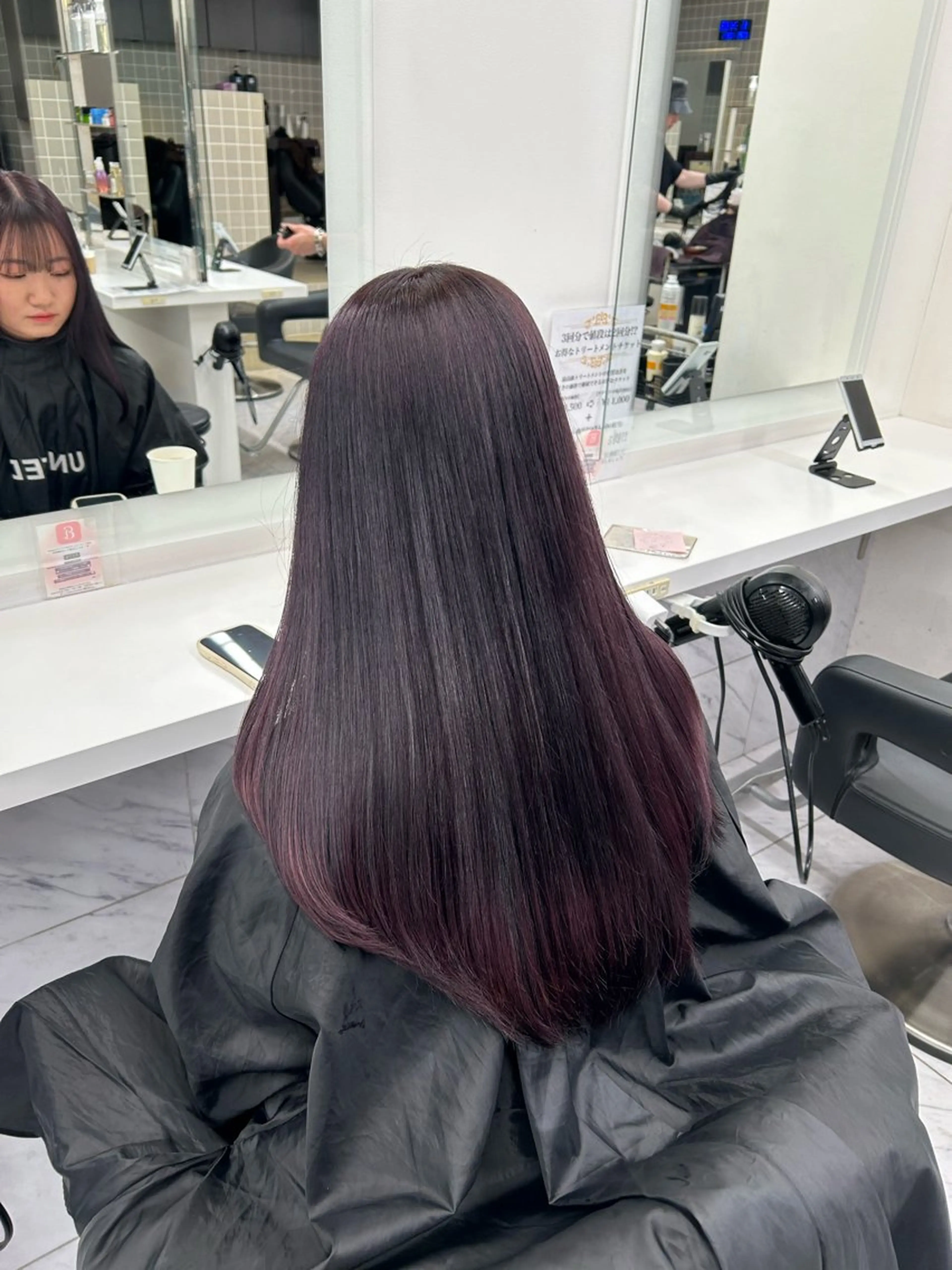 セミロング カラー ヘアアレンジ 黒髪 ブリーチ パープルカラー パープルブラック ヘアカラー トリートメント ヘッドスパ ヘアセット 💗うる艶モテ髪 💗髪質改善✨🫧のヘアスタイル