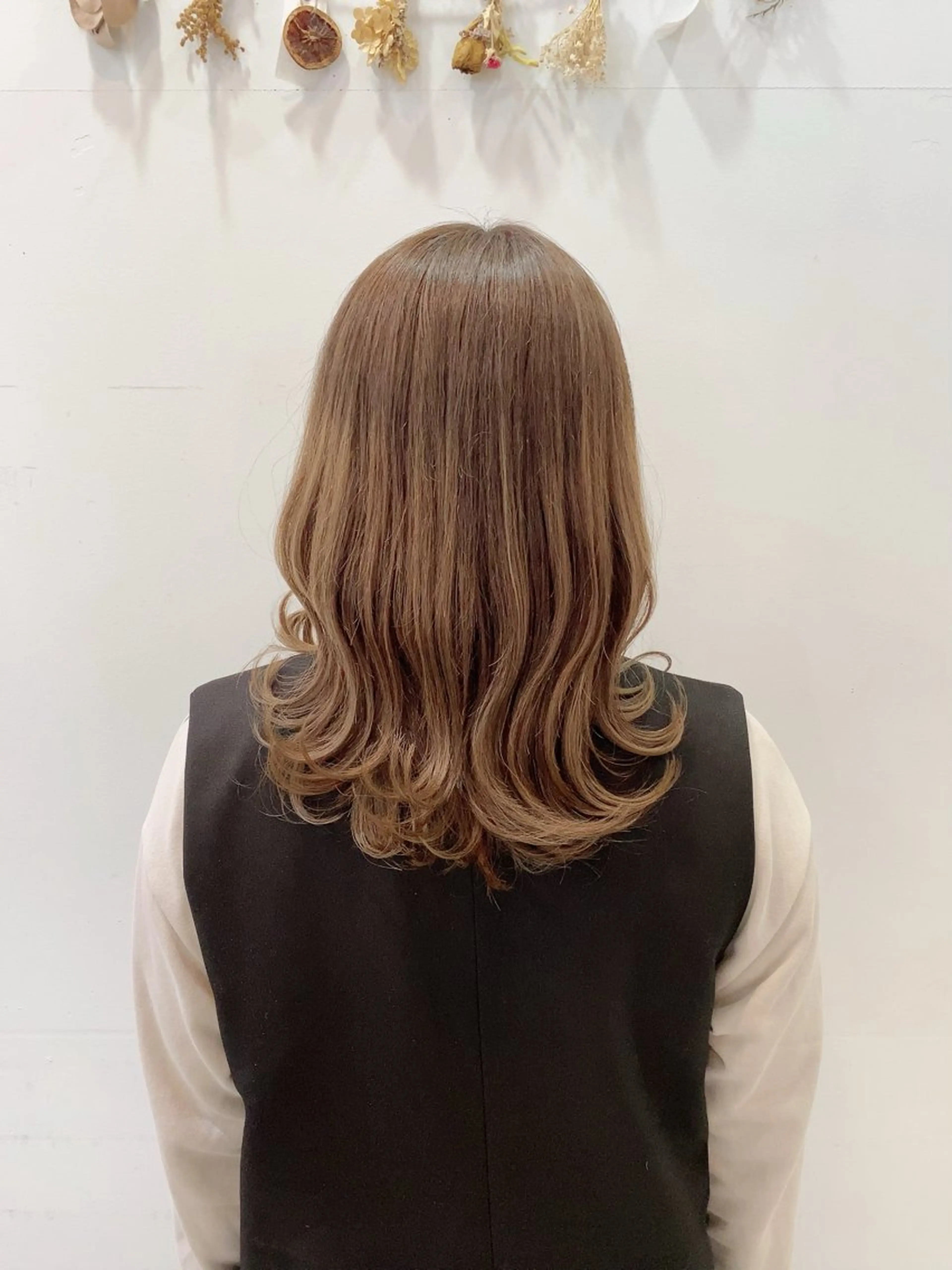 セミロング カラー ノーブル美容室イオン高橋店所属・鈴木 純子のヘアスタイル