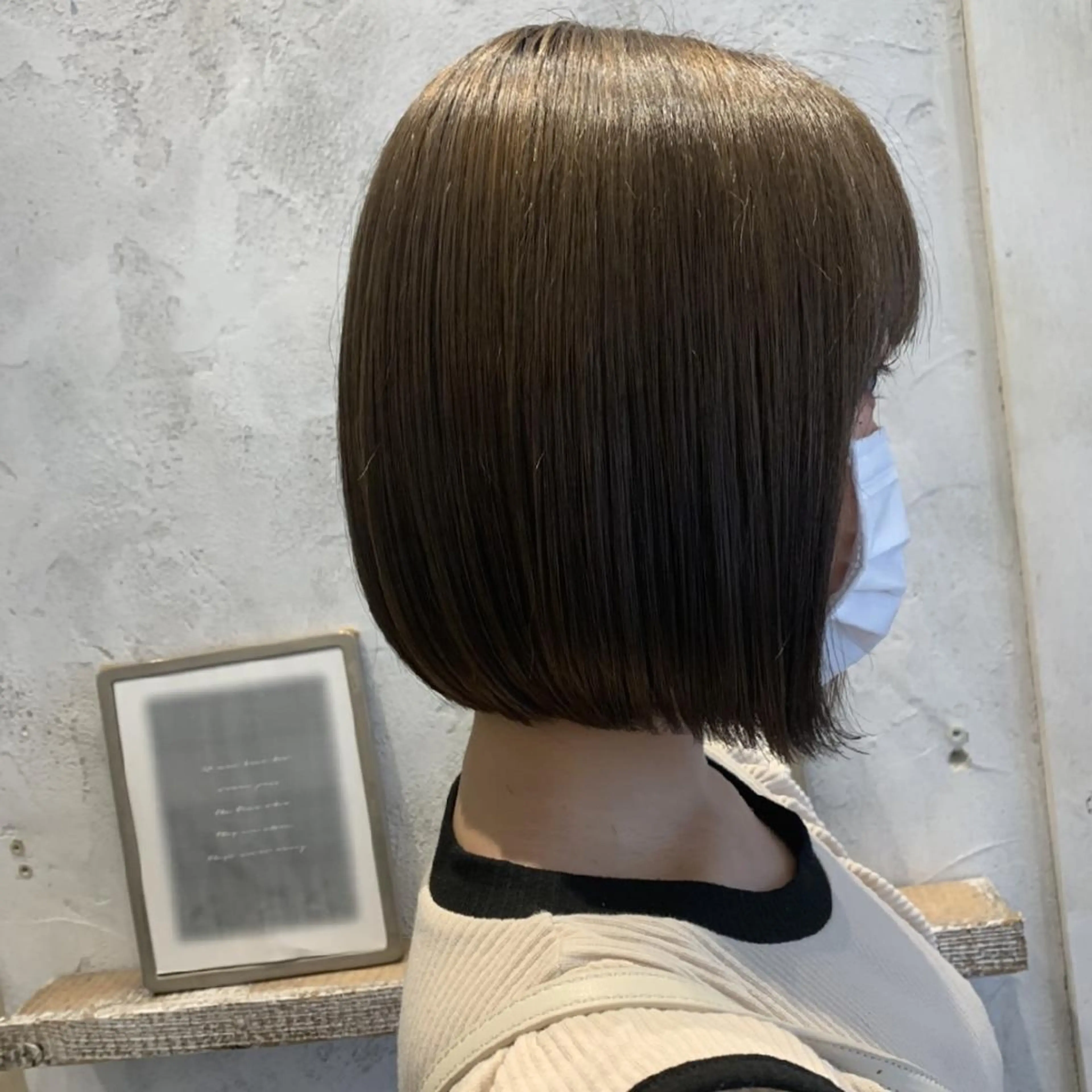 ショート カラー パーマ ヘアアレンジ 切りっぱなしボブ ベージュカラー イルミナカラー ミルクティーベージュ ボブ salowin新宿三丁目店所属・🖤小顔ボブ/ウルフ レイヤー🖤山本諒のヘアスタイル
