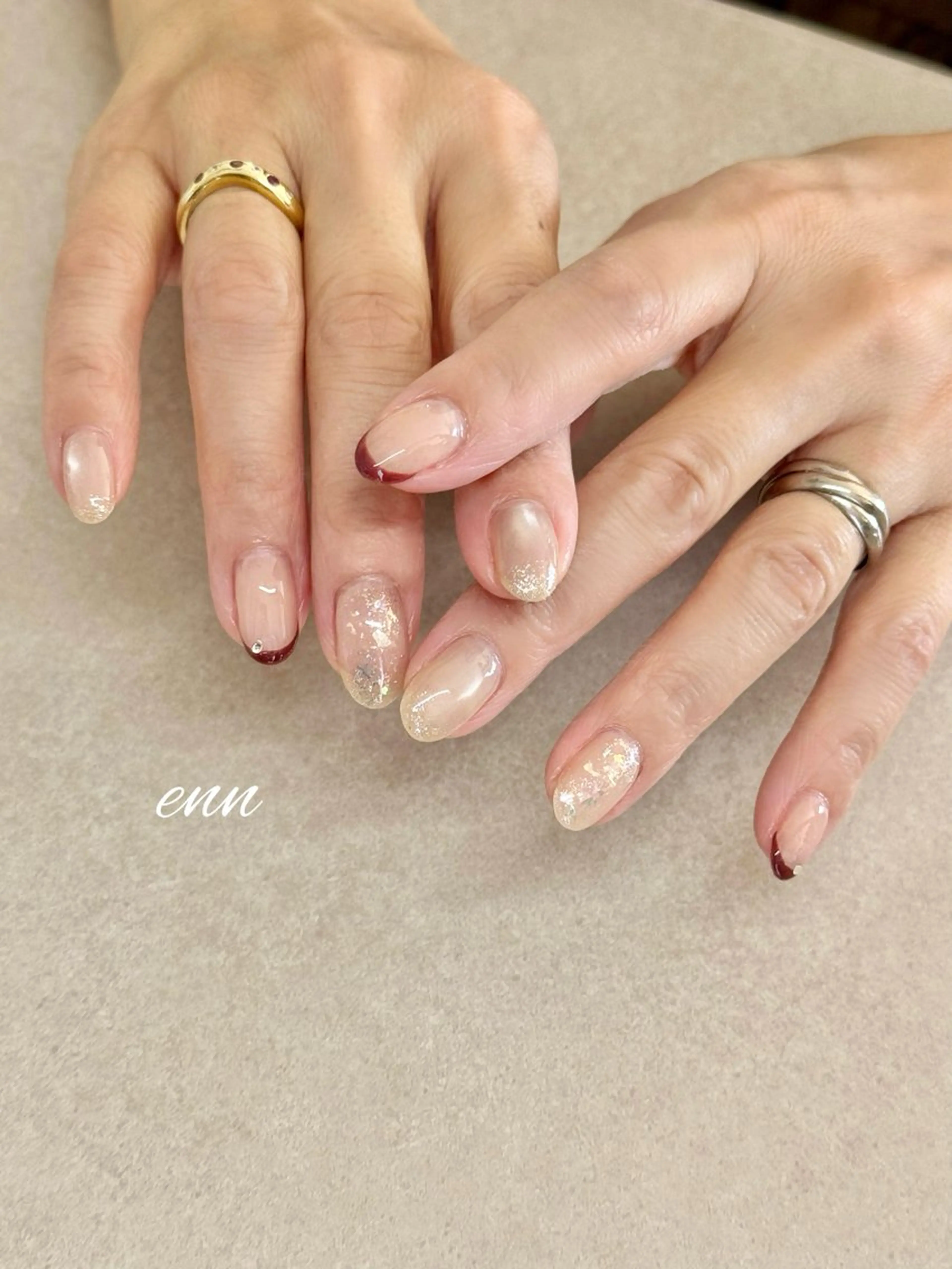 ネイル ボルドー フレンチネイル キラキラネイル マグネットネイル 【 enn 】 Uzuka Yukaのネイルデザイン