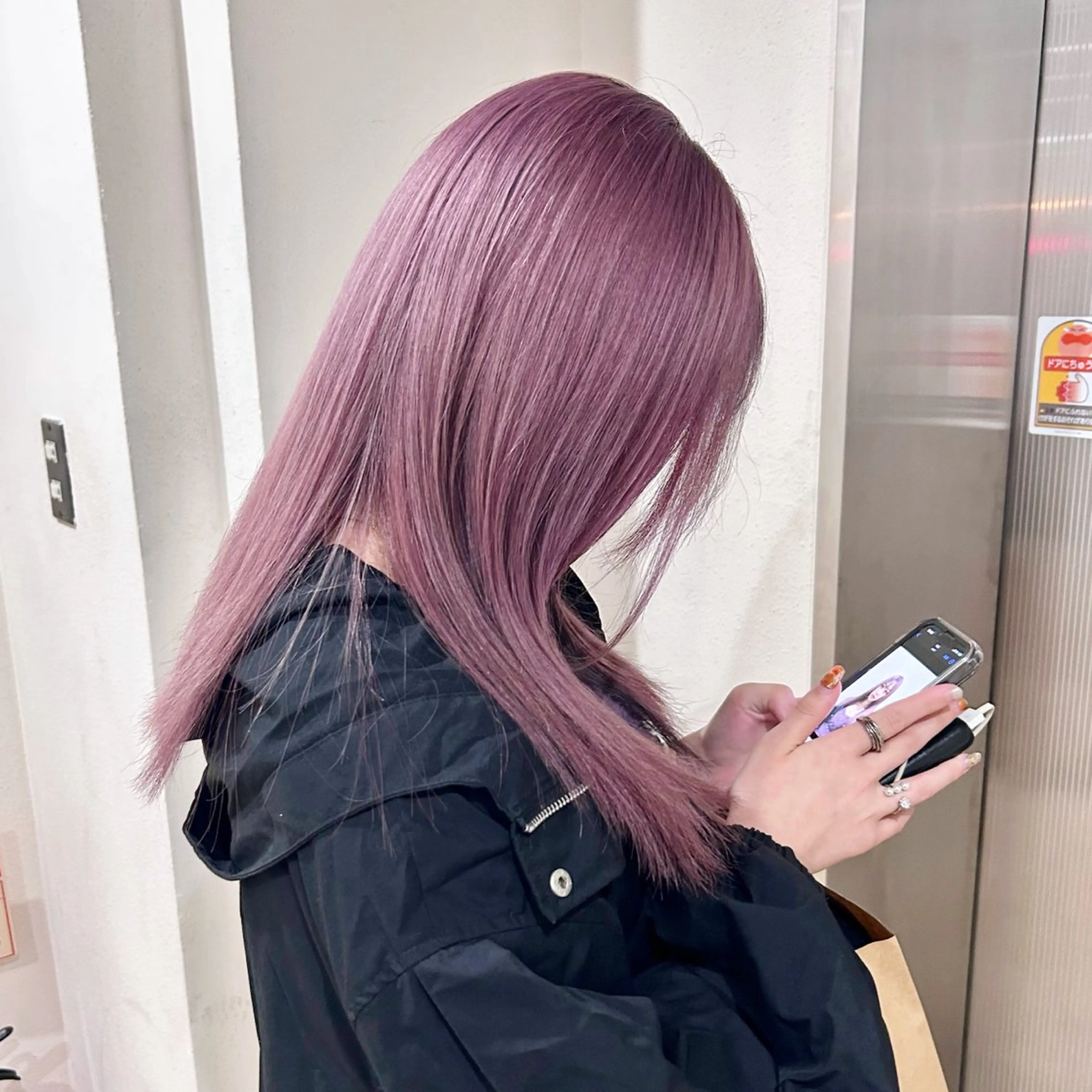 セミロング ヘアカラー ハイトーン/ブリーチ 🧁soraのヘアスタイル