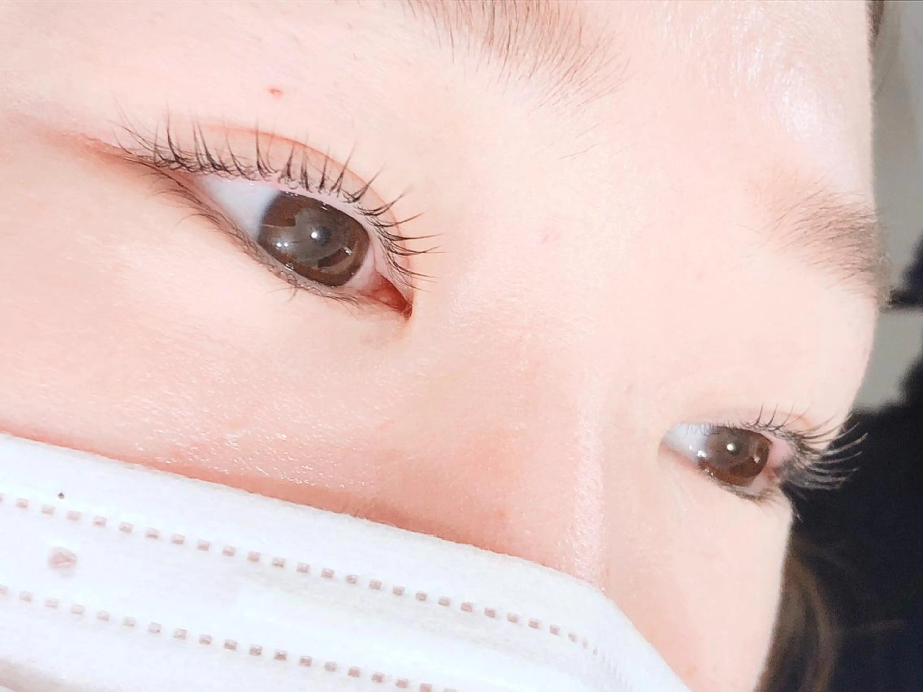 マツエク・マツパ laera 佐藤のヘアスタイル