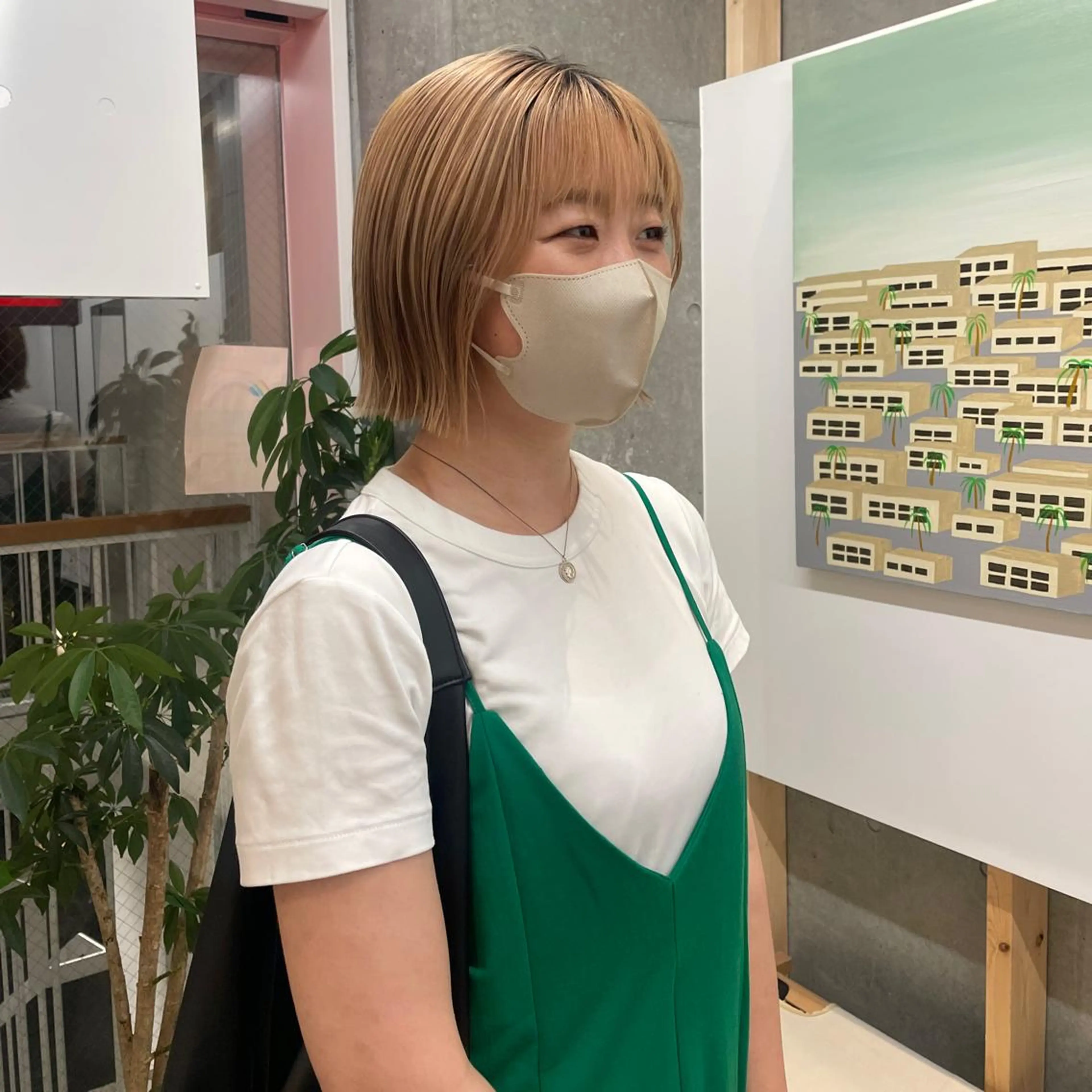 ショート カラー パーマ ヘアアレンジ メンズ キッズ ネイル マツエク・マツパ アイブロウ ヘアカラー casane所属・暖色・前髪カット 🎗️佐藤ゆみこのヘアスタイル