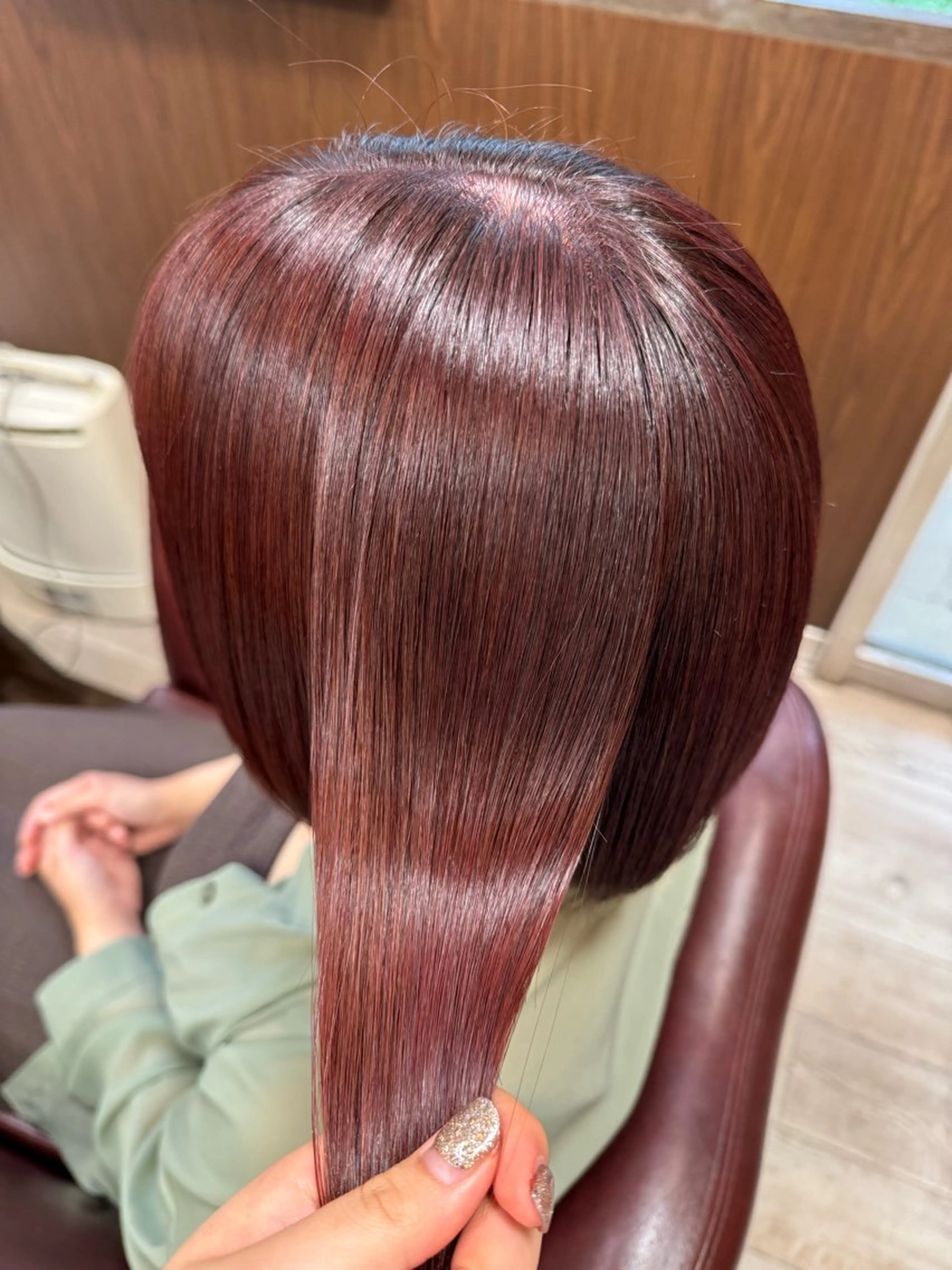 ロング ヘアカラー トリートメント 河端 悠花のヘアスタイル