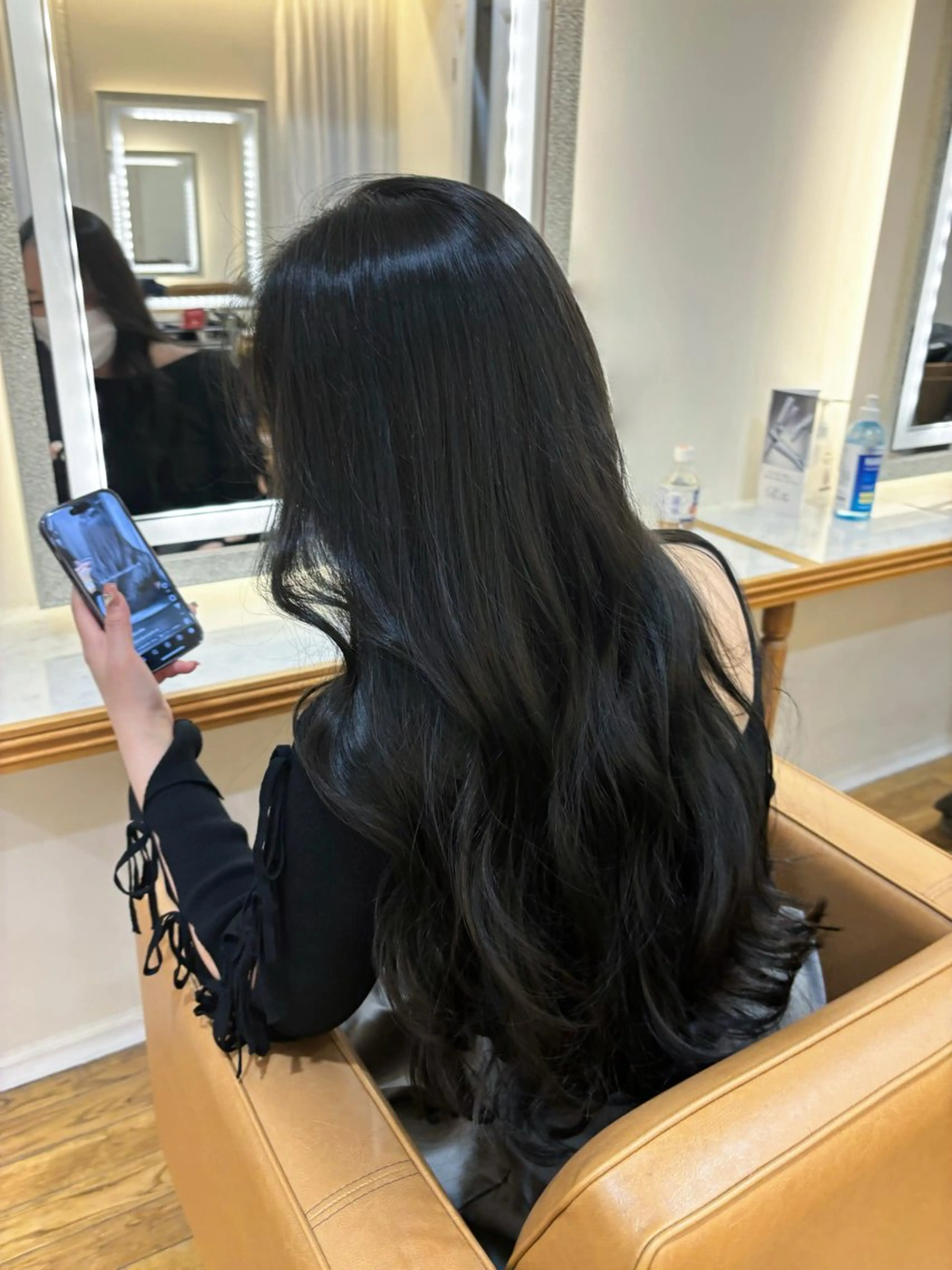 ロング カラー 栗林 茉那のヘアスタイル