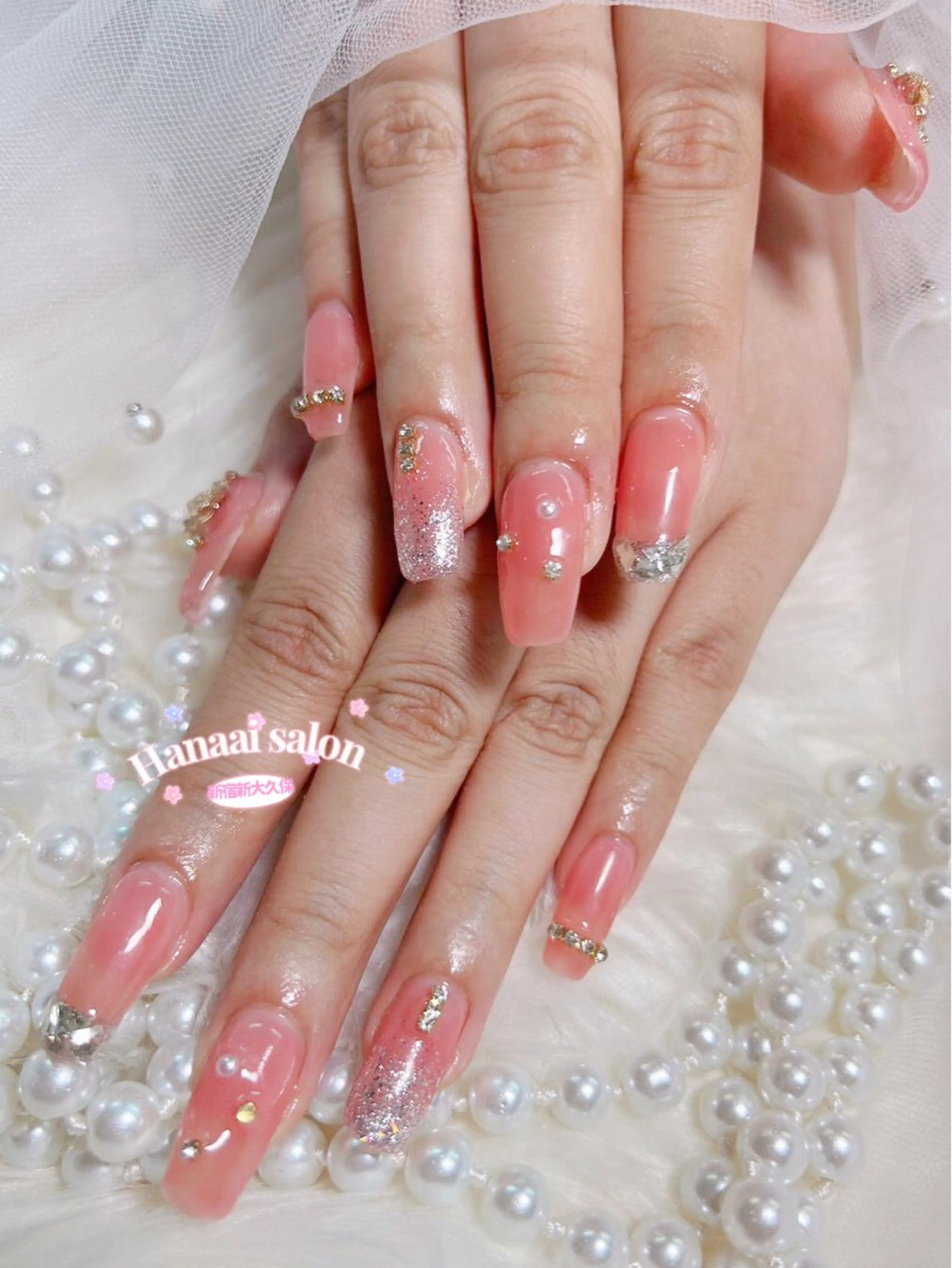 セミロング ハンドネイル Hanaai Salon新宿店のネイルデザイン