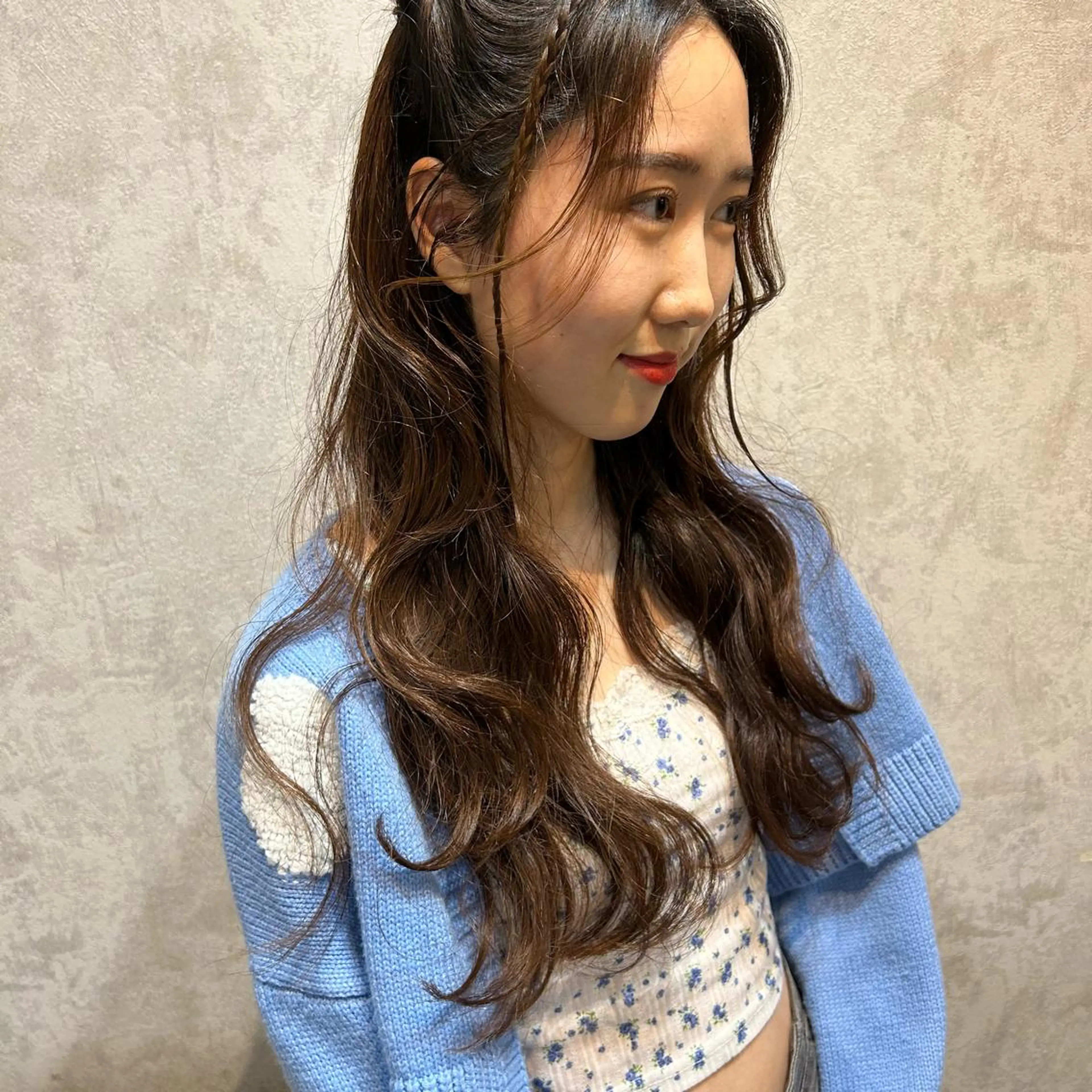 ロング ヘアアレンジ 飯塚 沙衣のヘアスタイル