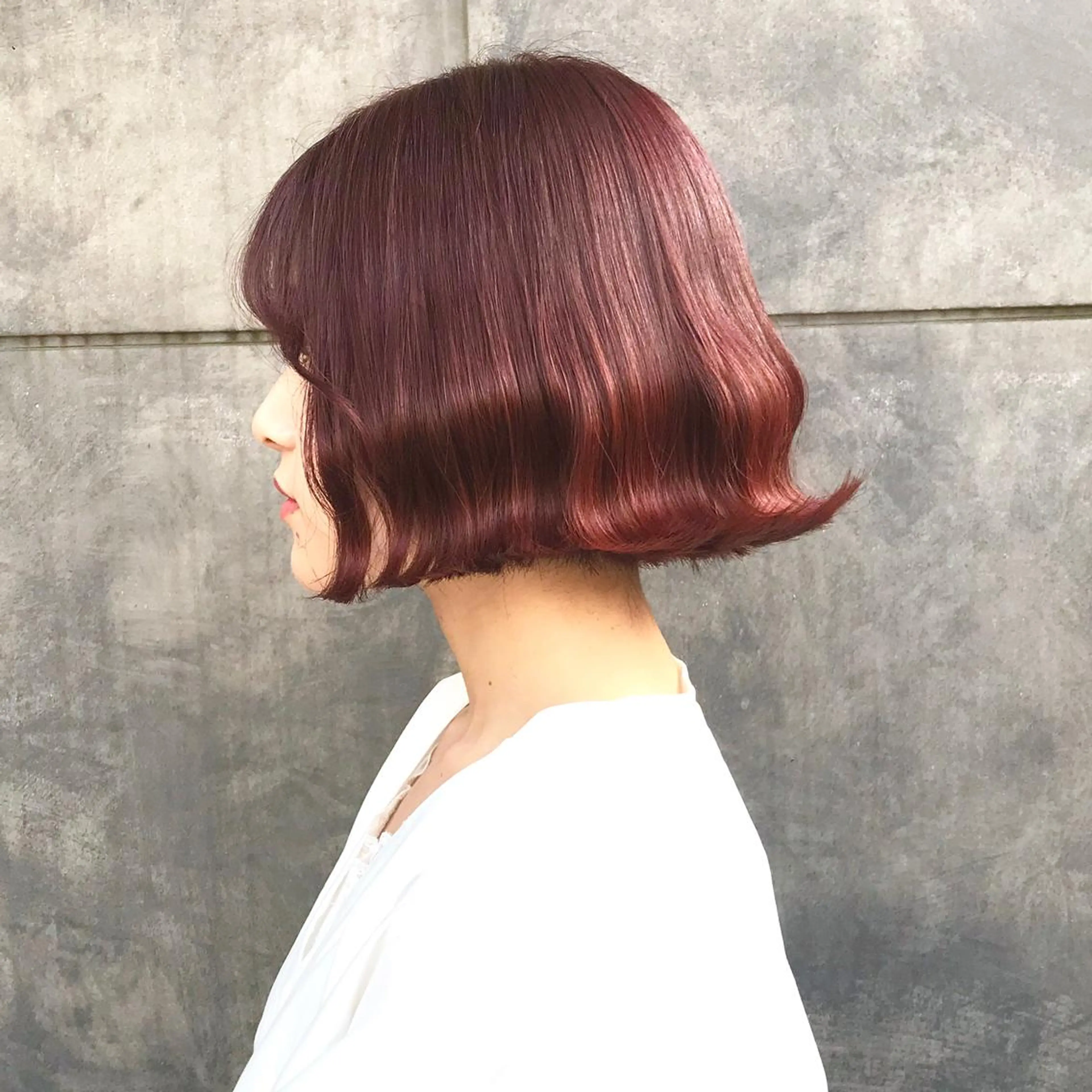 ショート カラー ブリーチ タンバルモリ ムルギョル巻き 韓国風ヘア シースルーバング サロウィン所属・K-POP好き美容師 🇰🇷Kai.Yのヘアスタイル