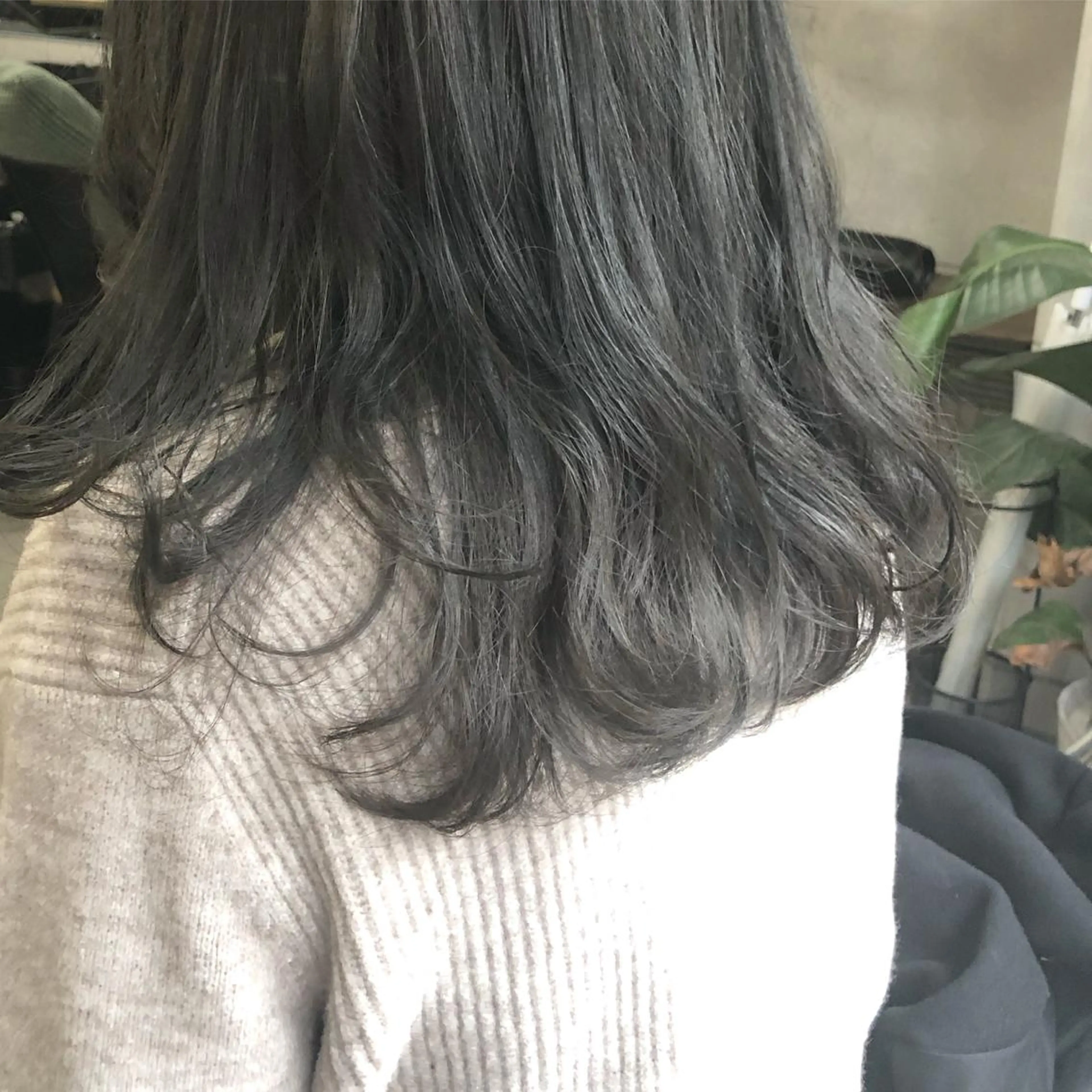 ミディアム カラー アディクシーカラー ブリーチ ダブルカラー ブリーチなしカラー ヘアカラー トリートメント ヘアセット 艶髪育成サロン 京橋　shinのヘアスタイル