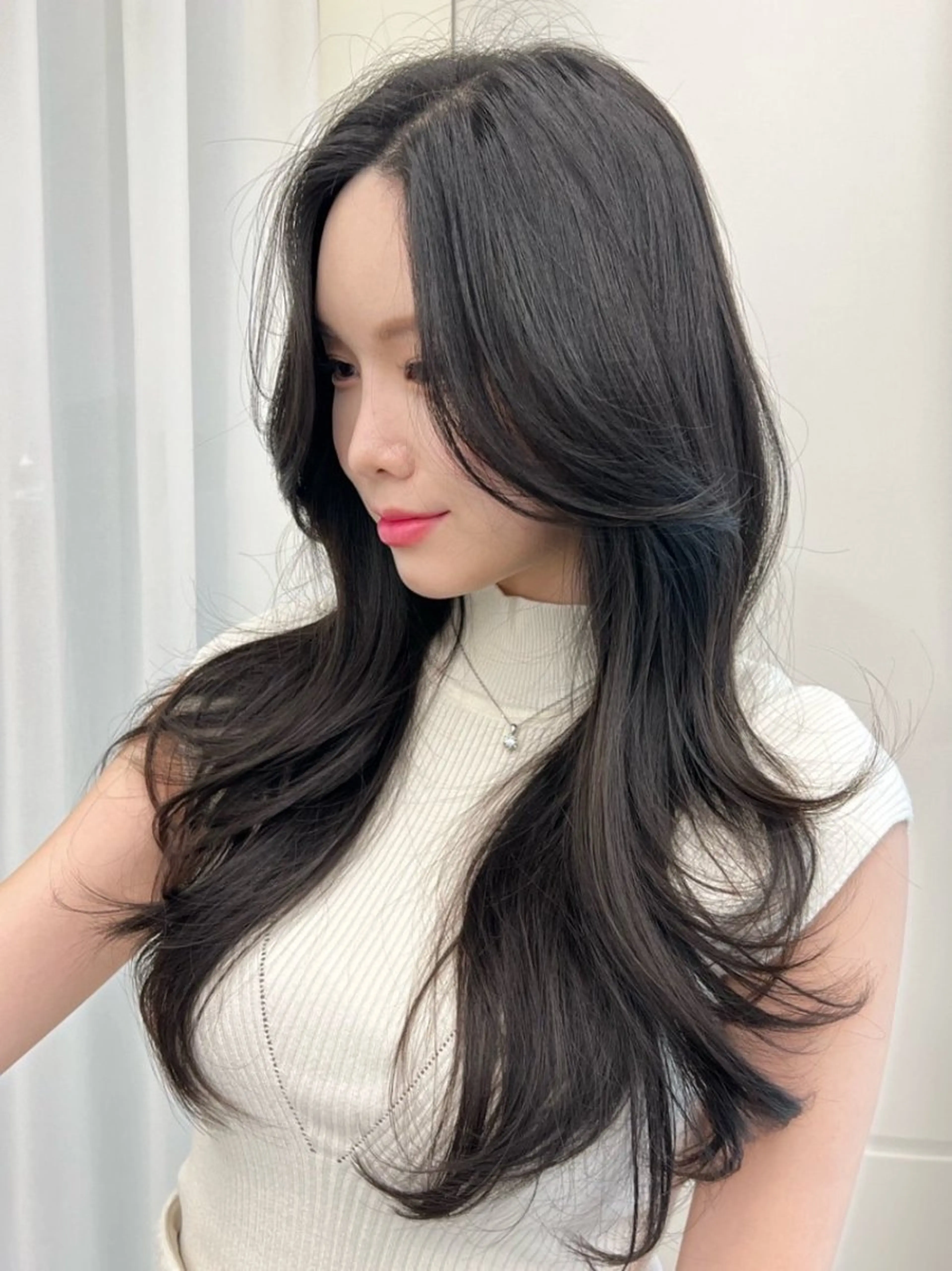 ロング 髪質改善×韓国ヘア HIROのヘアスタイル