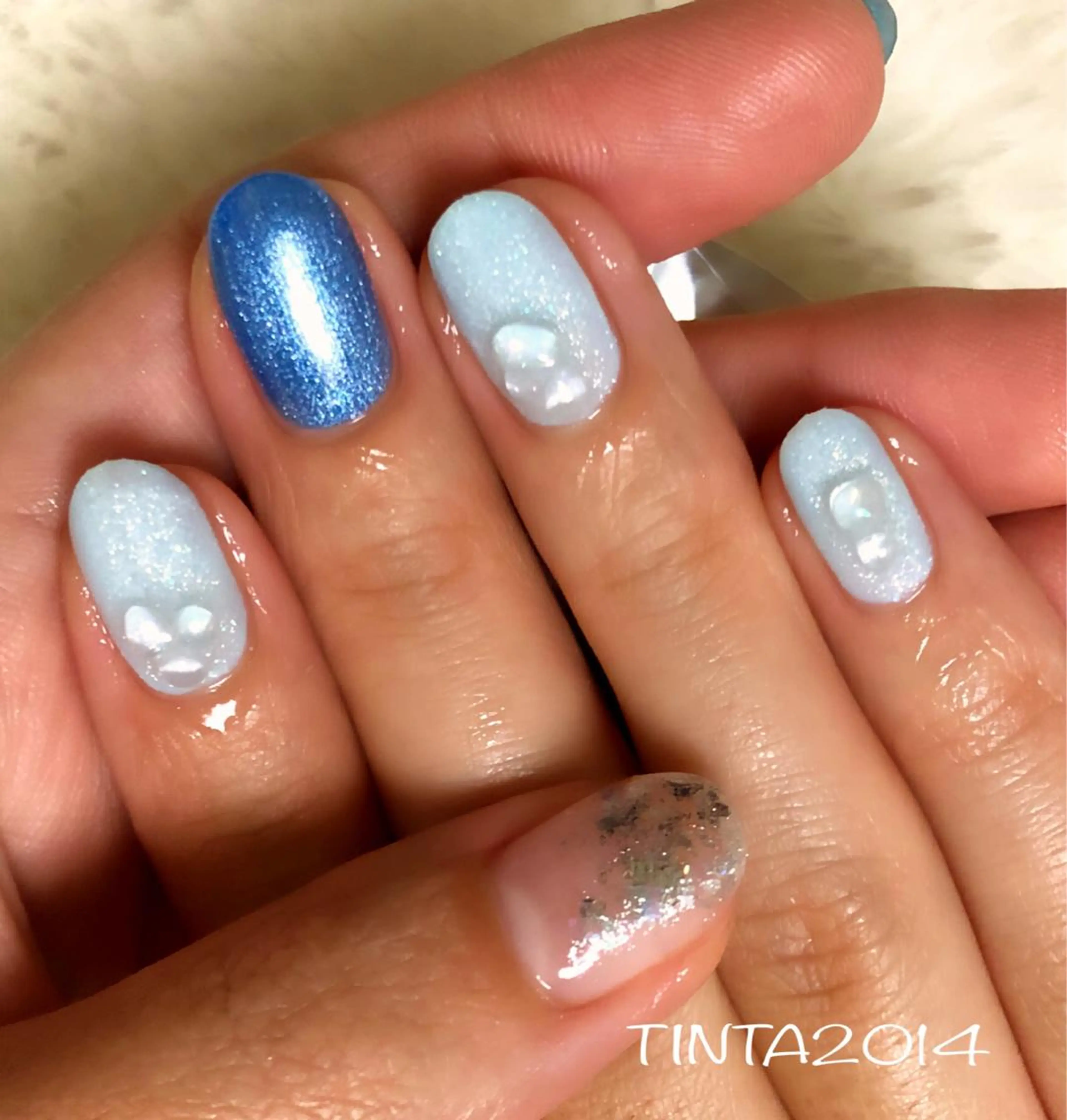 ネイル ブルー ネイルサロン ティンタ所属・馬場 典子のネイルデザイン