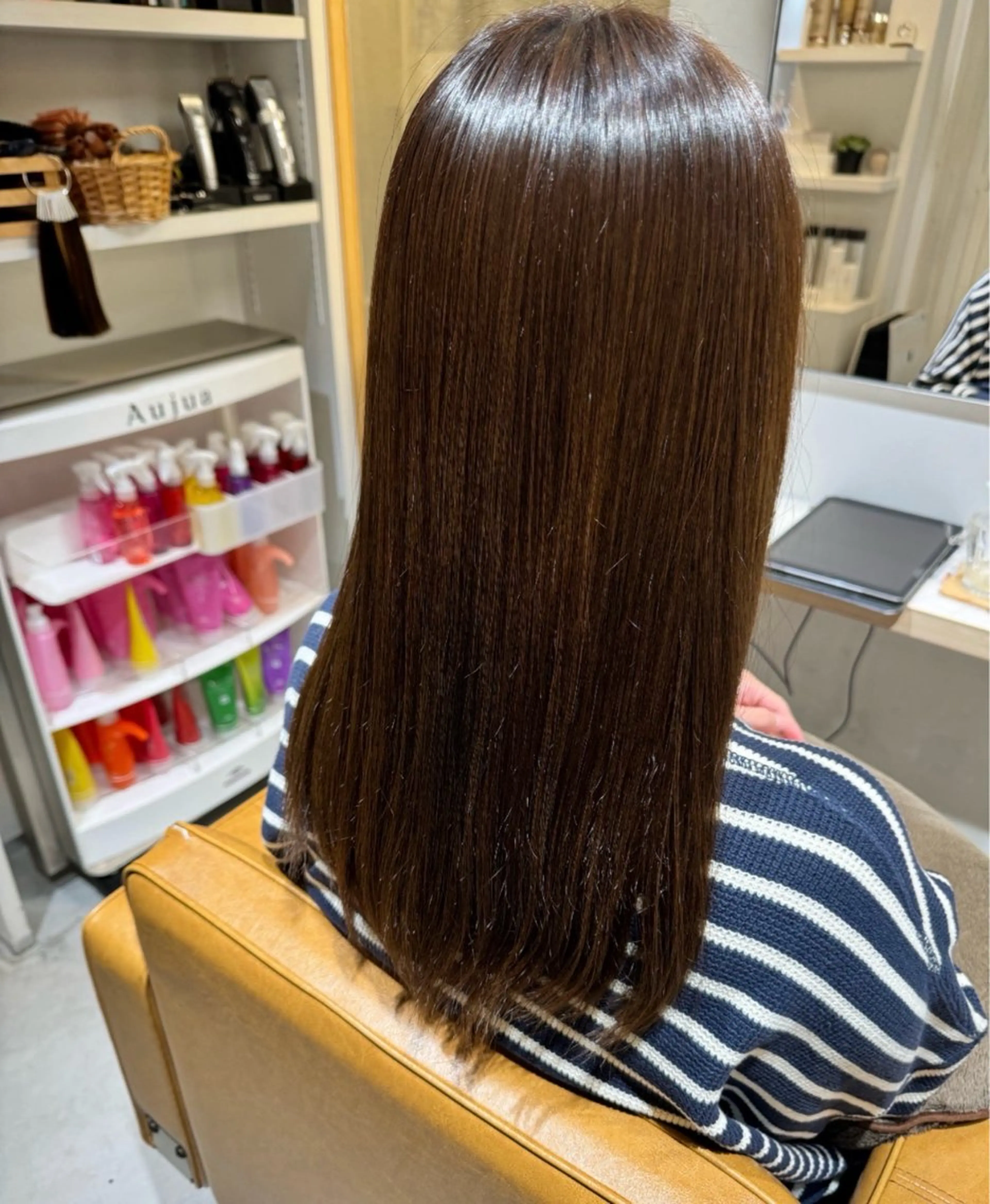 セミロング カラー ブラウンカラー ヘアカラー トリートメント 中山 涼華のヘアスタイル