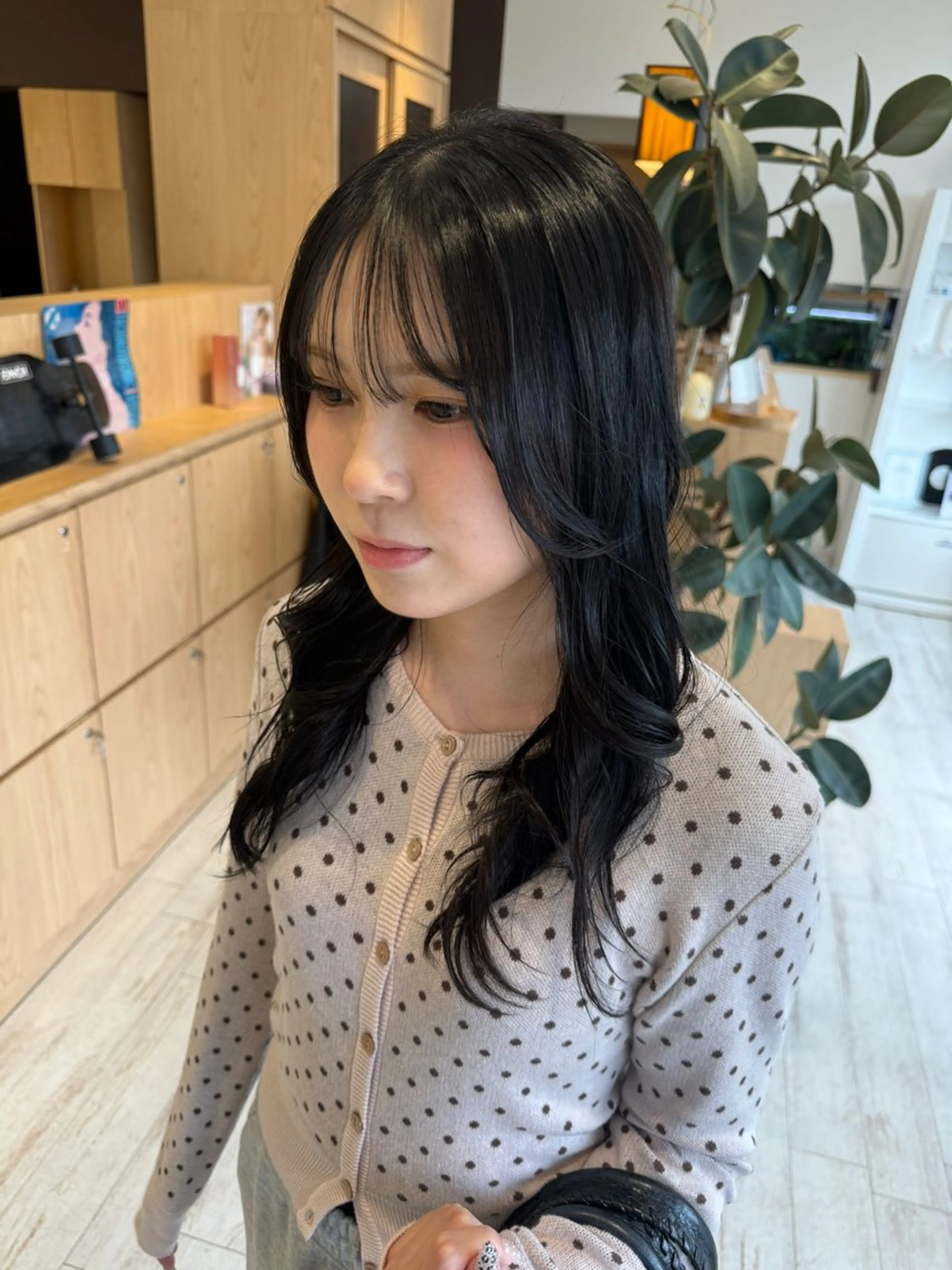 ロング カット ヘアカラー トリートメント 森浦 莉乃のヘアスタイル