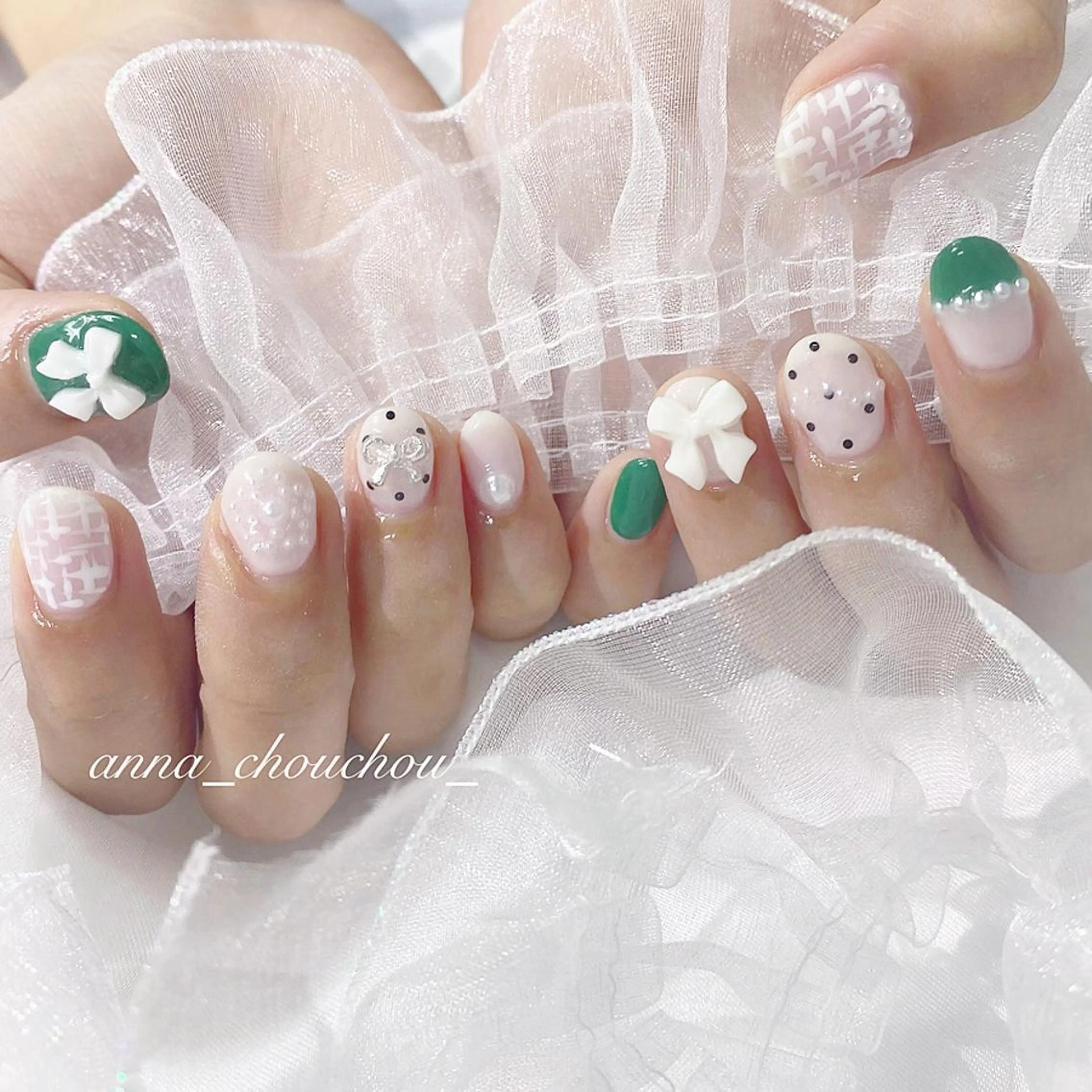 ネイル アートネイル フレンチネイル ガーリー グリーン ホワイト Anna Sano⭐️のネイルデザイン